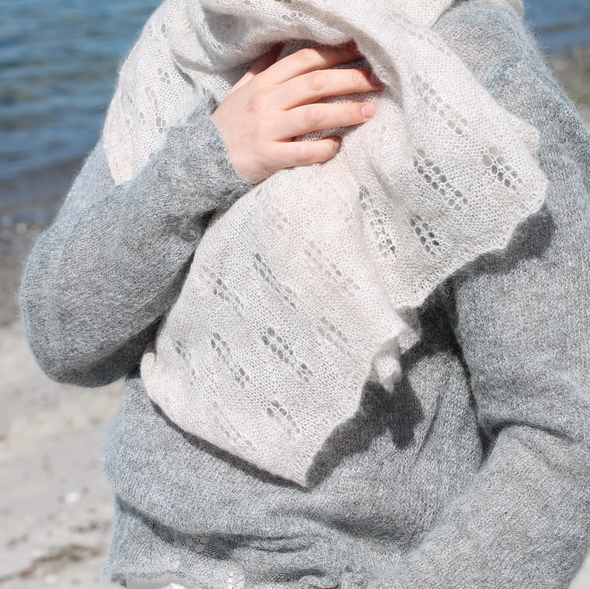 NordicKnit_Scarf_Beige_01-min.jpg