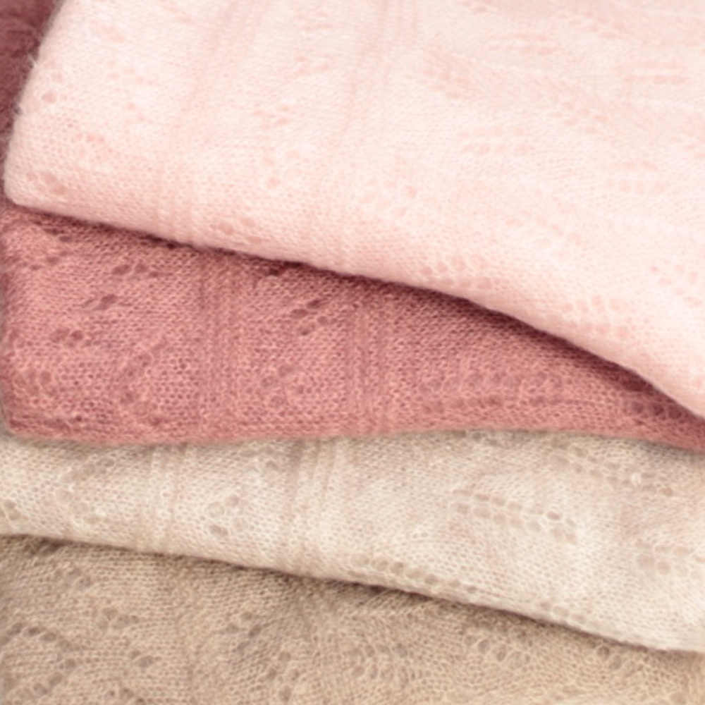 Mohairtørklæde Lace VarmgråRåhvidPudderrosaLyserød.png