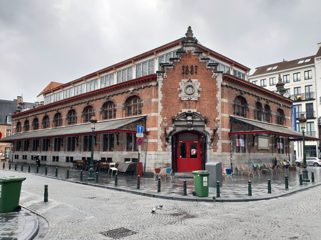 1280px-Halles_St_Gery.png