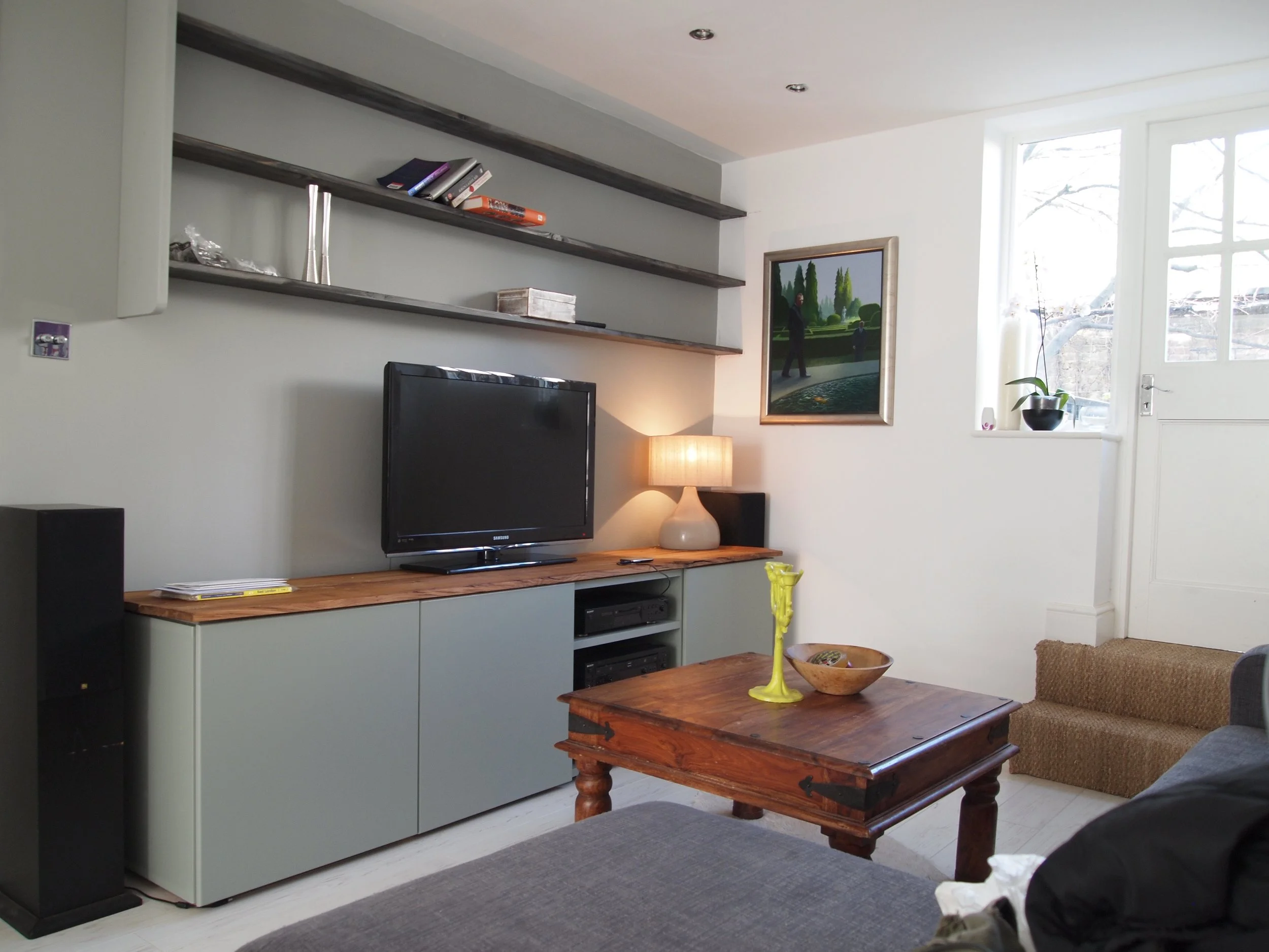  Custom TV unit &amp; shelving 