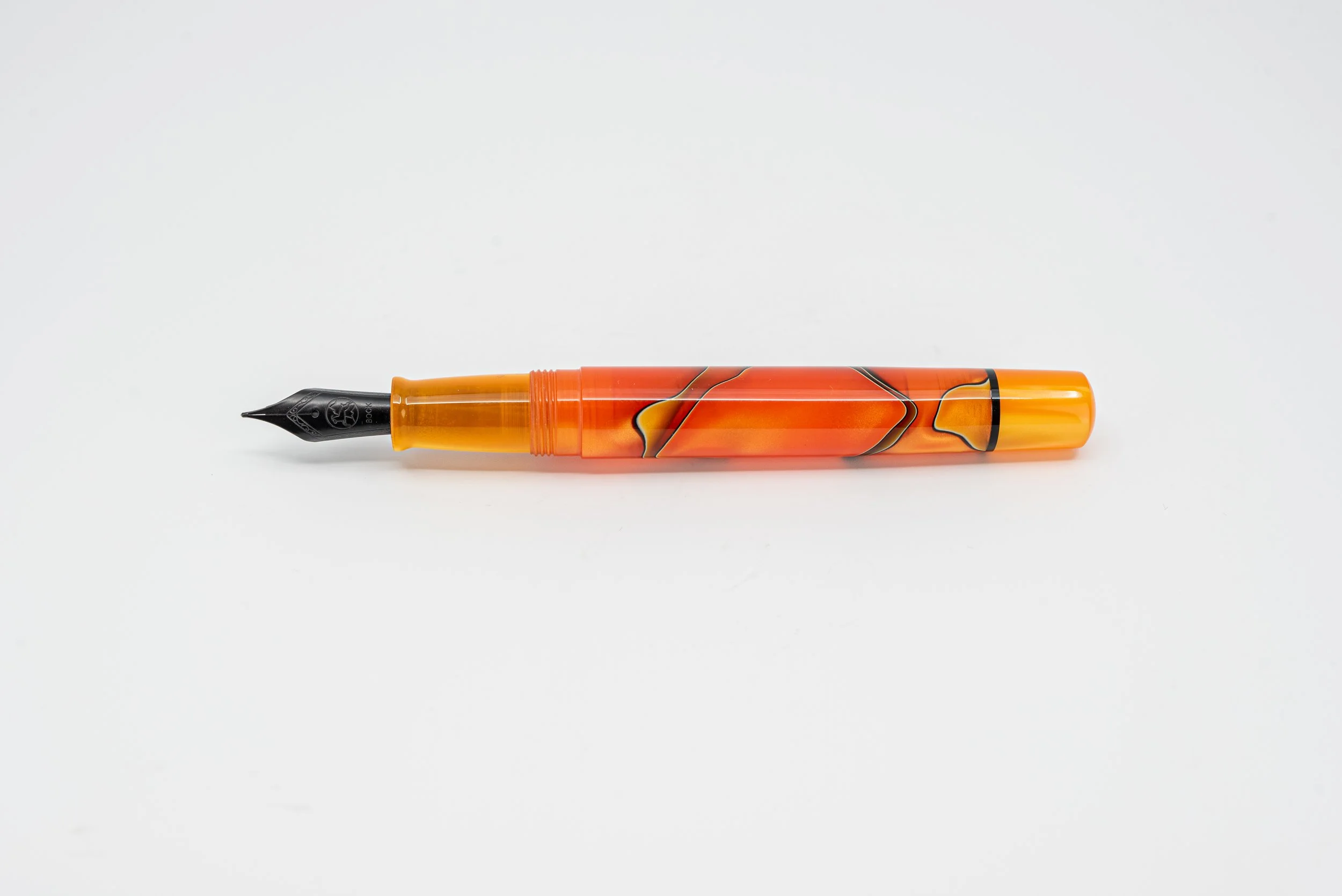 Clyde pen company Traditional Indian summer fountain pen 5.jpg
