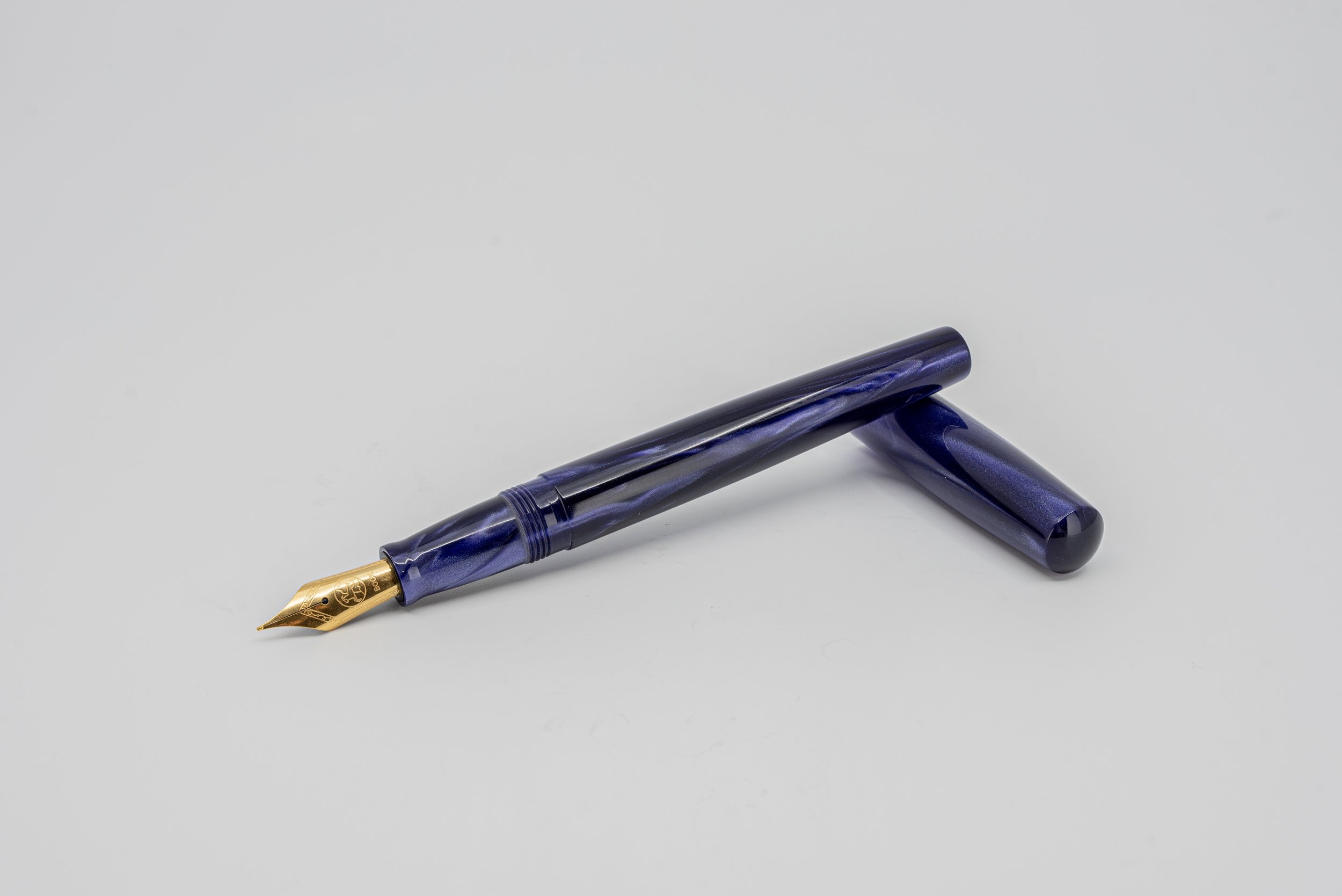 Clyde pen company Omni slim wicked purple fountain pen 2.jpg