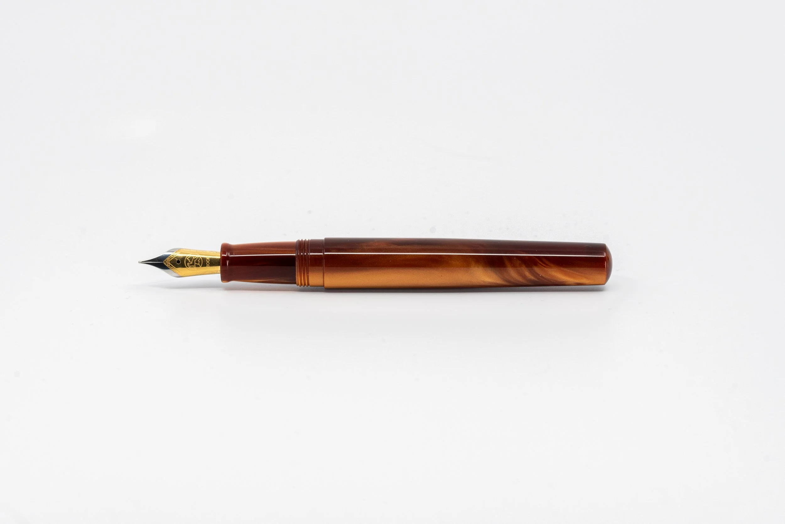 Clyde pen company Omni Copper pearl fountain pen3.jpg