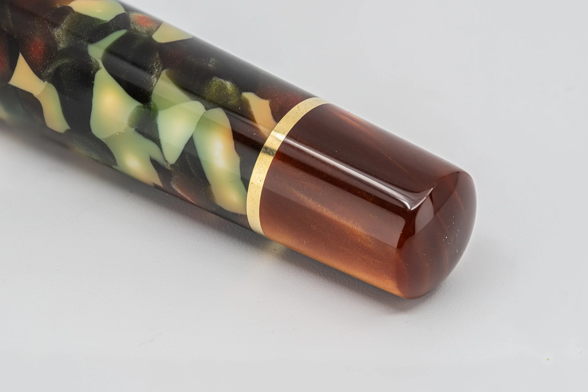 Clyde pen company Traditioanl Conway stewart Coral green and copper pearl fountain pen 1.jpg