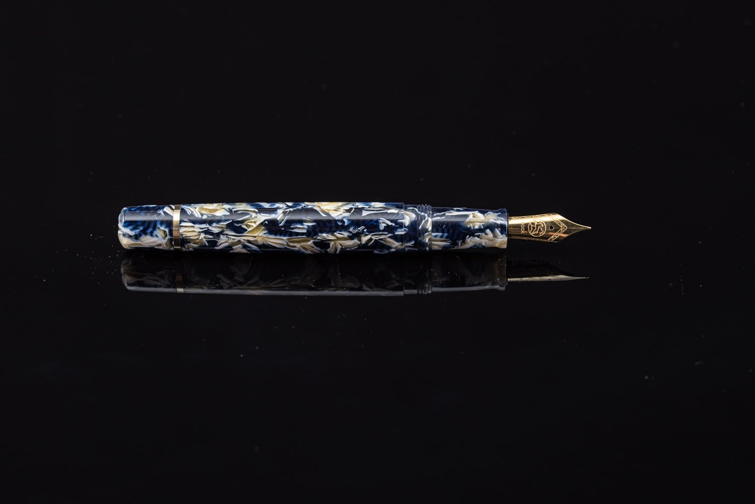 Fountain-Pen-Erinoid Blue quartz5-1.jpg