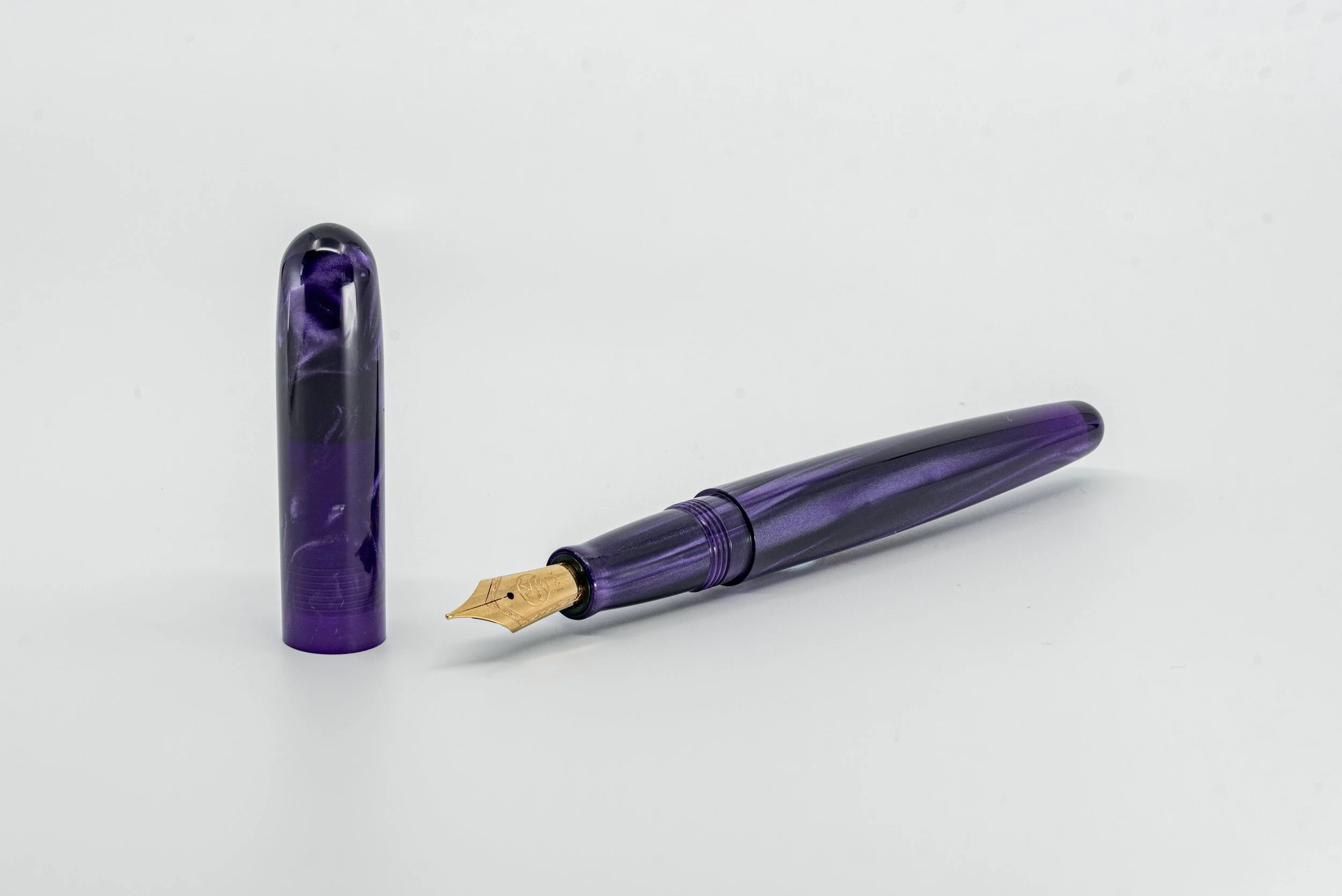 Clyde pen company veetwo slim wicked purple fountain pen1.jpg