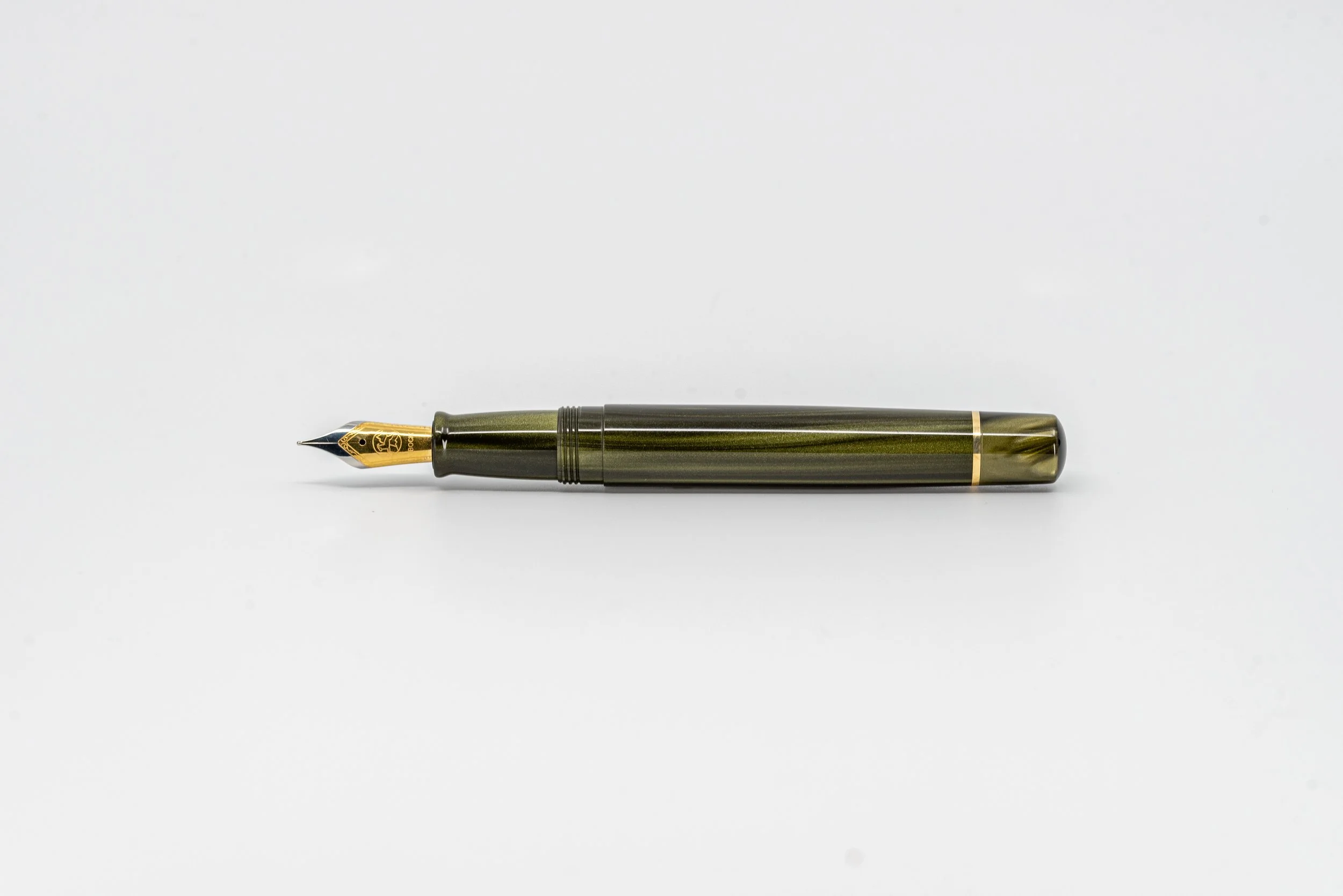 Clyde pen company Traditional green venom fountain pen4.jpg