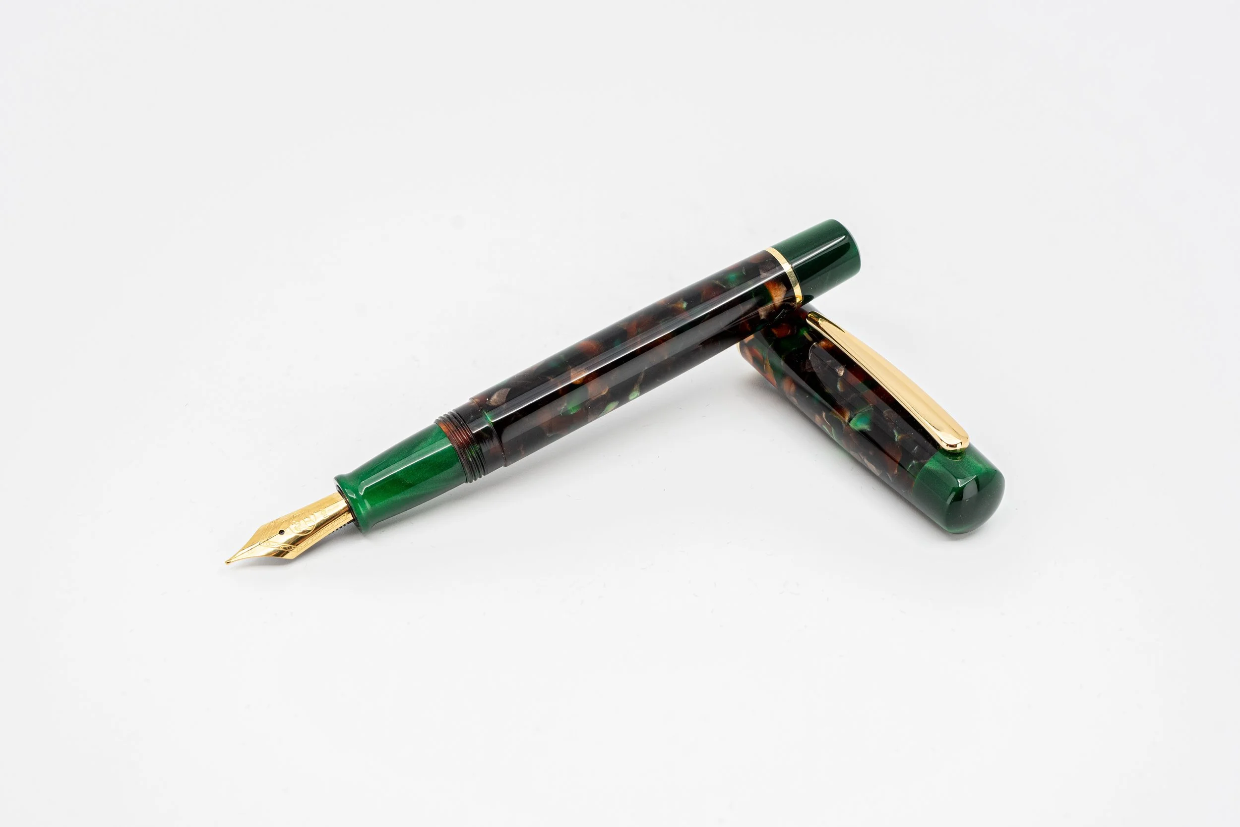Traditional Bracken and Green Pearl