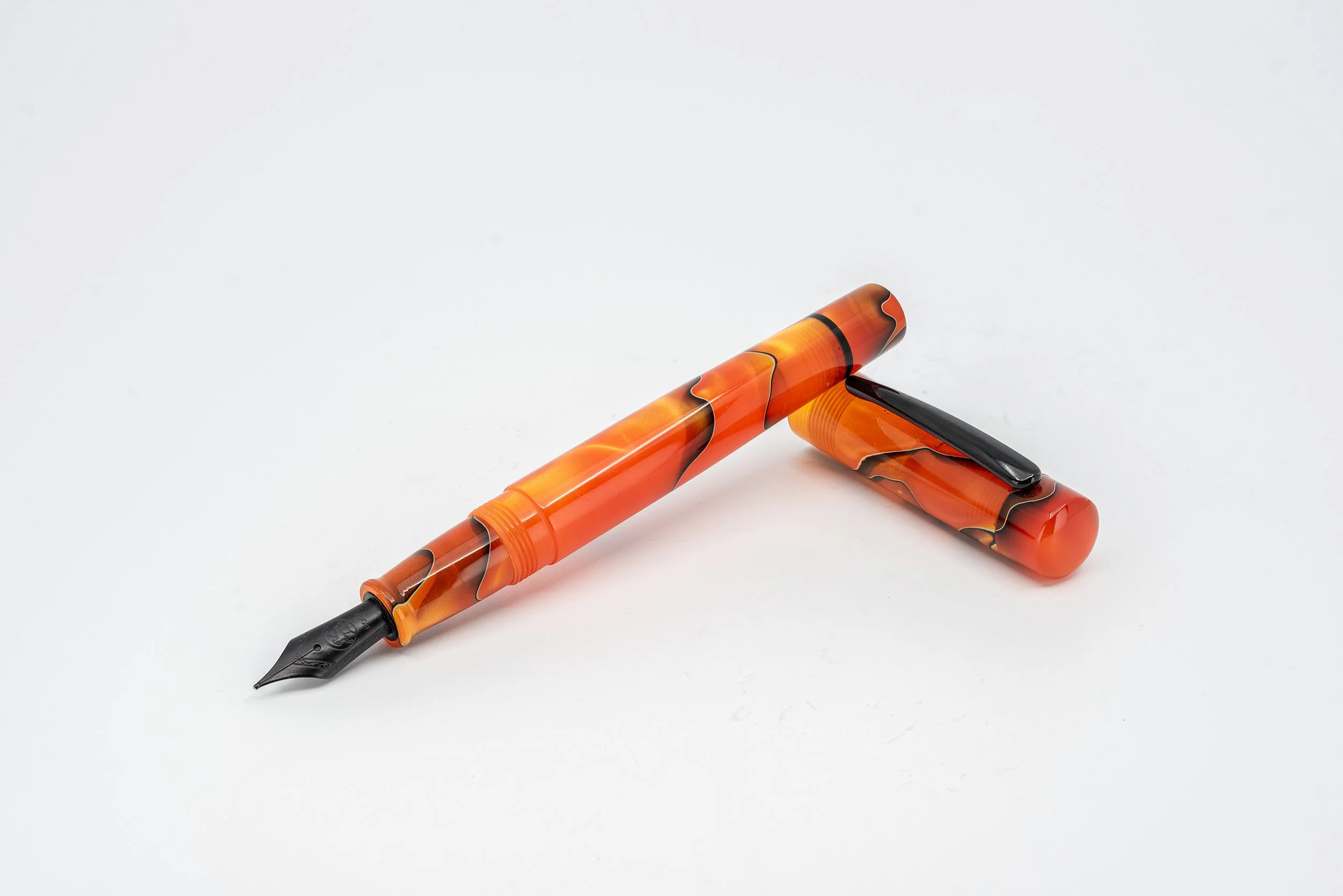Clyde pen company Indian summer fountain pen 3.jpg