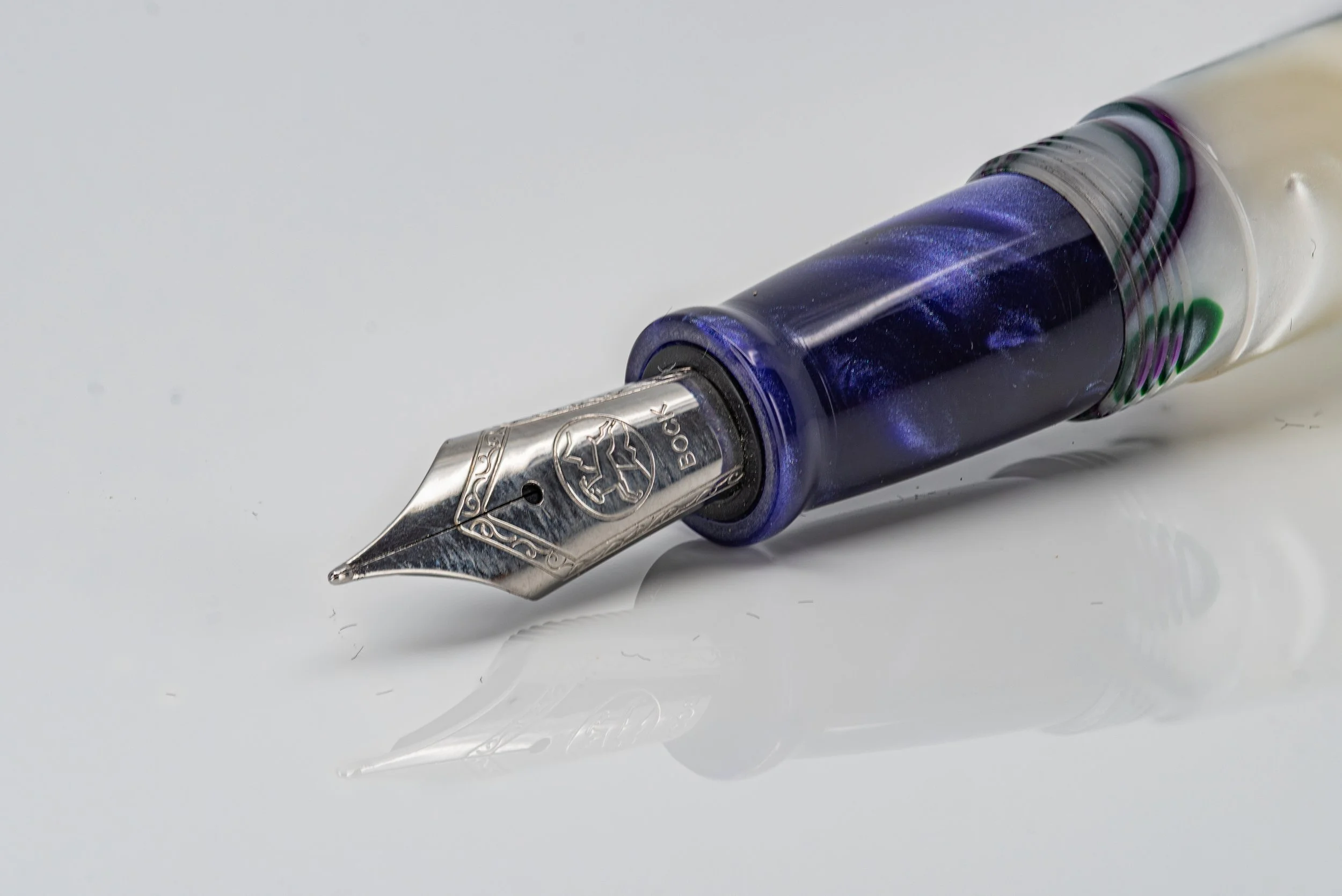 Clyde pen company traditional fountain pen Orchid wicked purple11.jpg