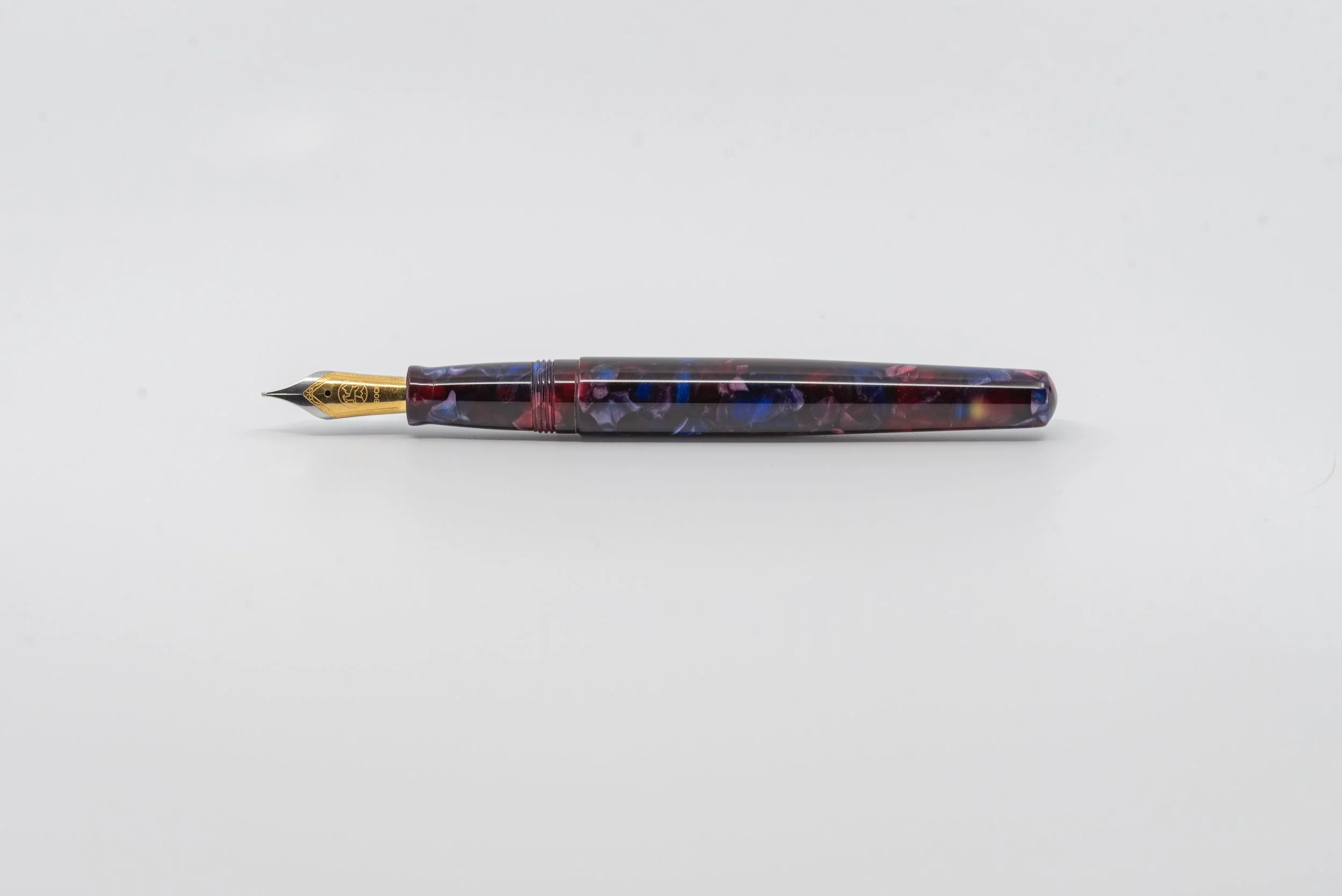 Clyde pen company Nebular  fountain pen1.jpg