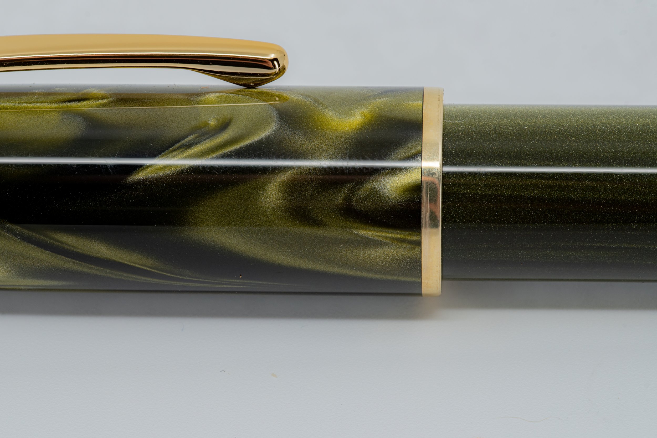Clyde pen company Traditional green venom fountain pen2.jpg