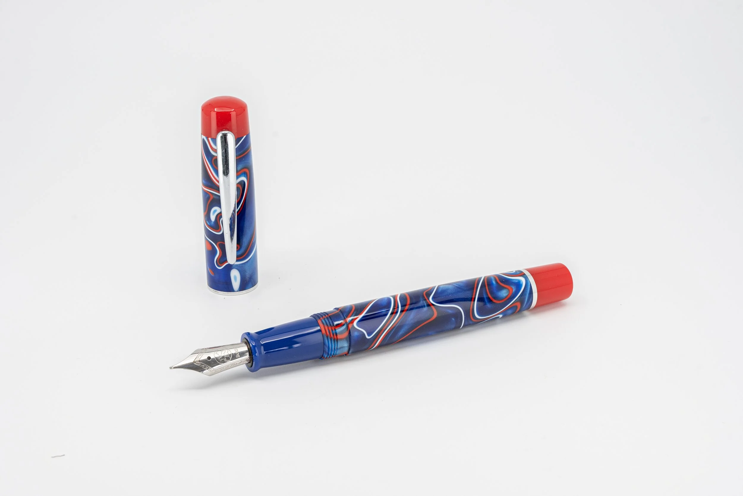 Clyde pen company traditional Red white and blue independence fountain pen.jpg