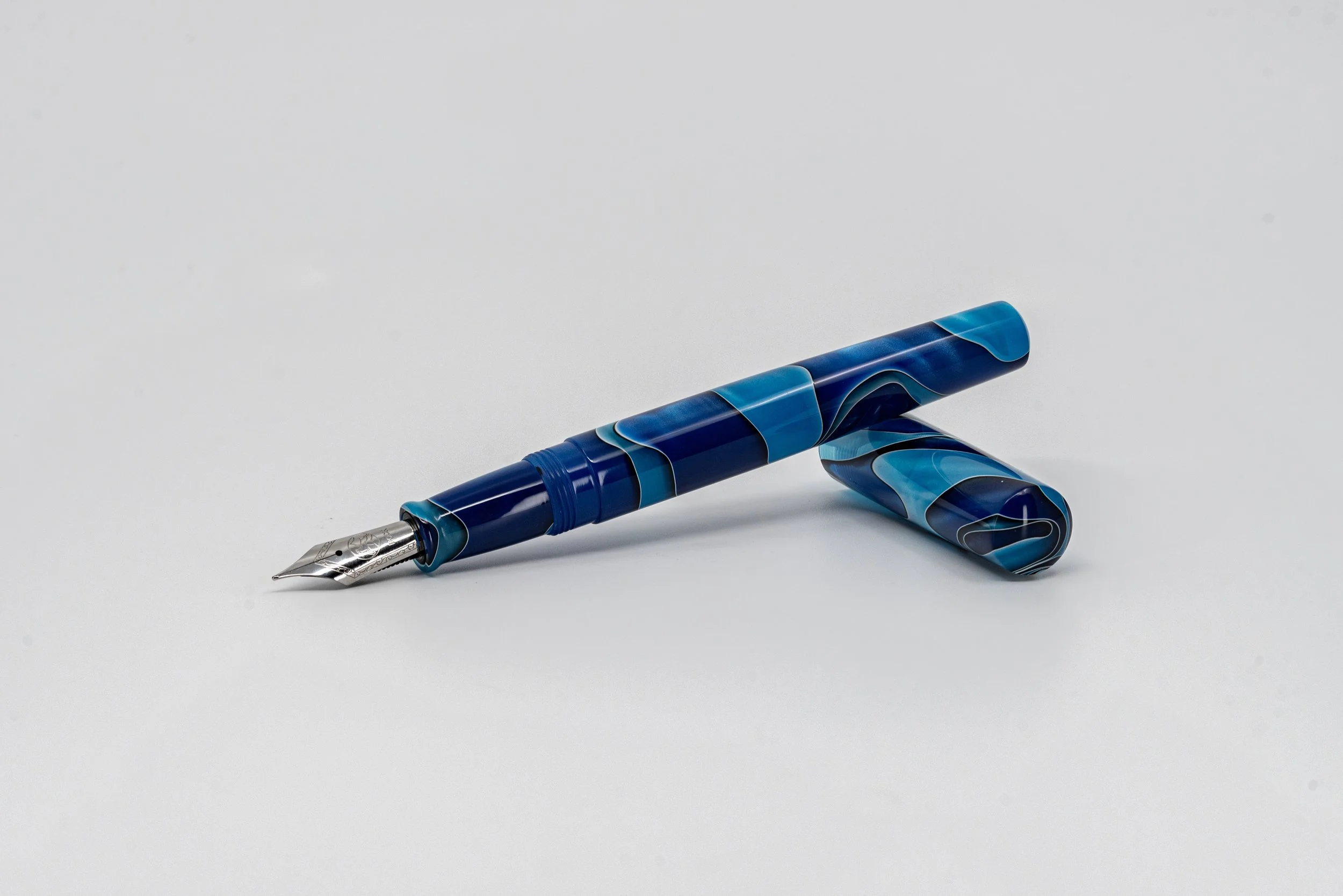 Clyde pen company Omni Antarctica fountain pen.jpg