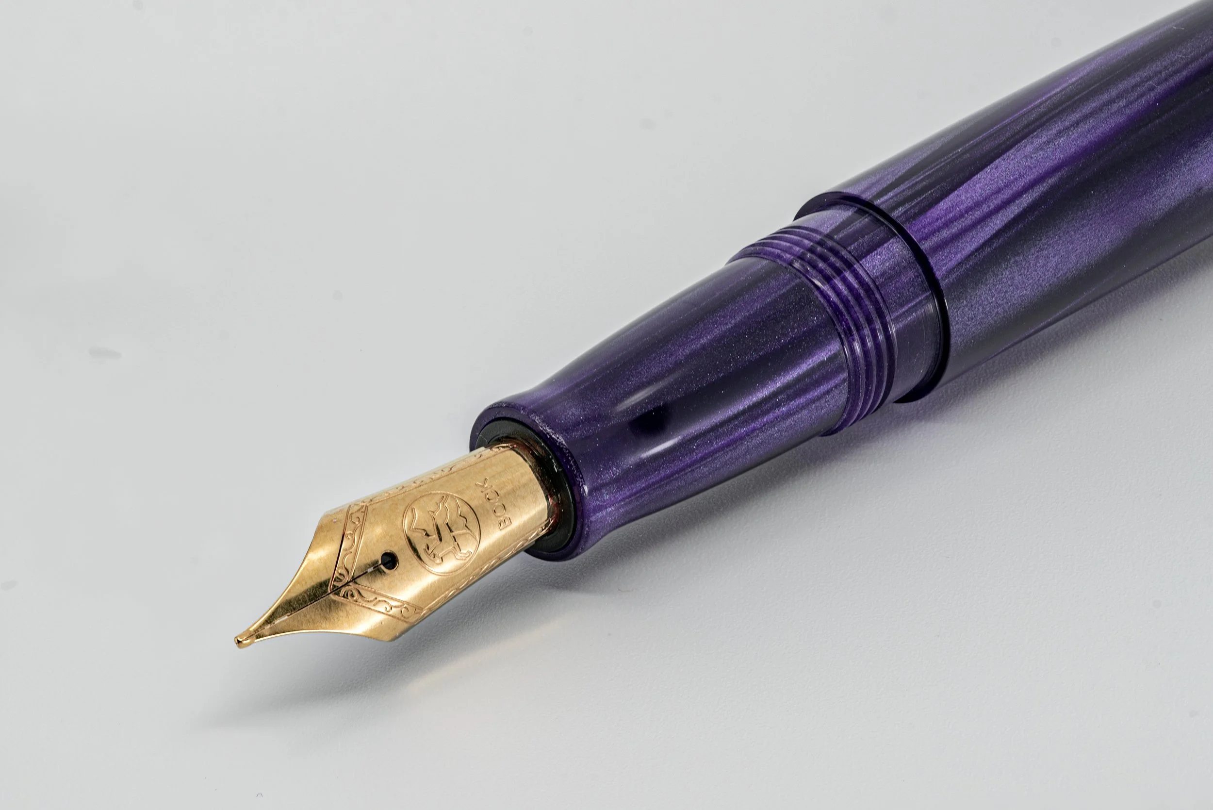 Clyde pen company veetwo slim wicked purple fountain pen2.jpg
