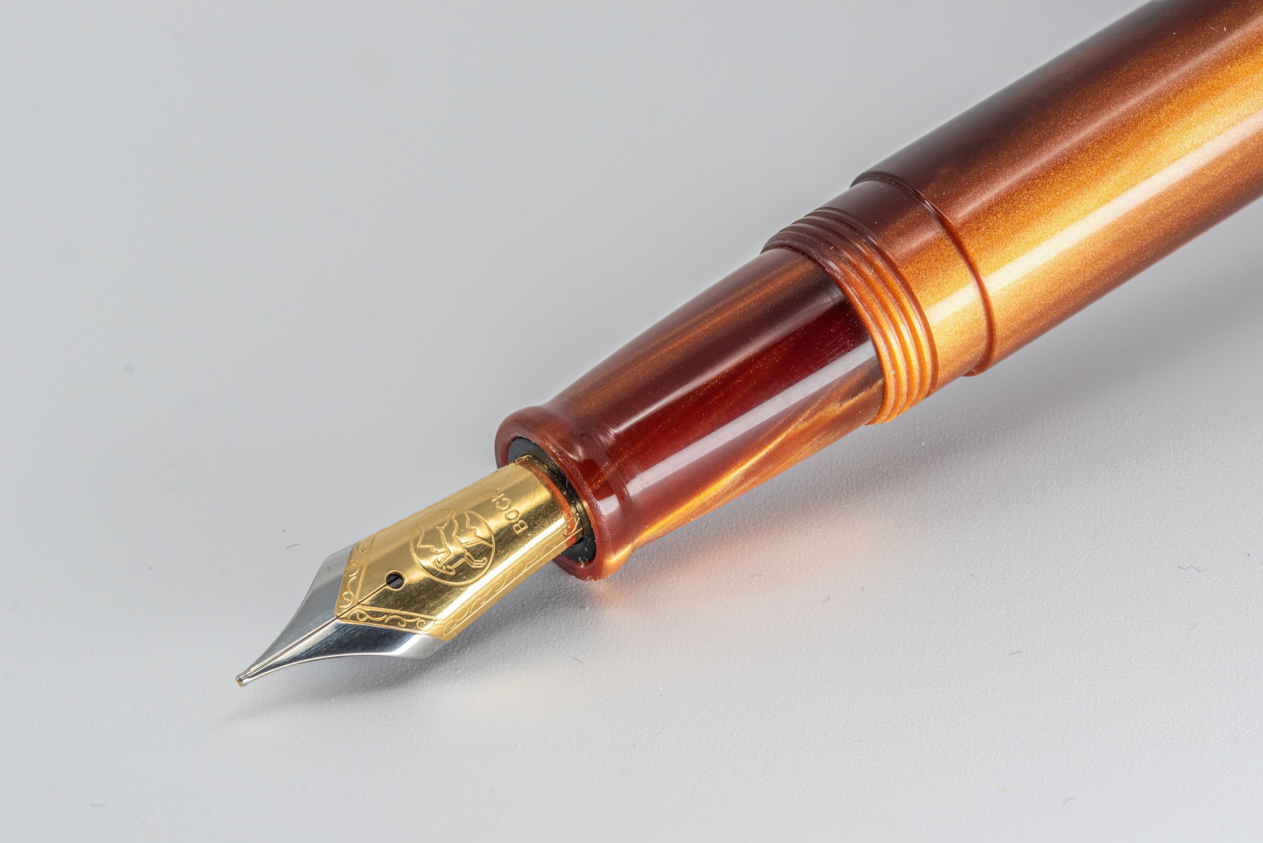 Clyde pen company Omni Copper pearl fountain pen.jpg