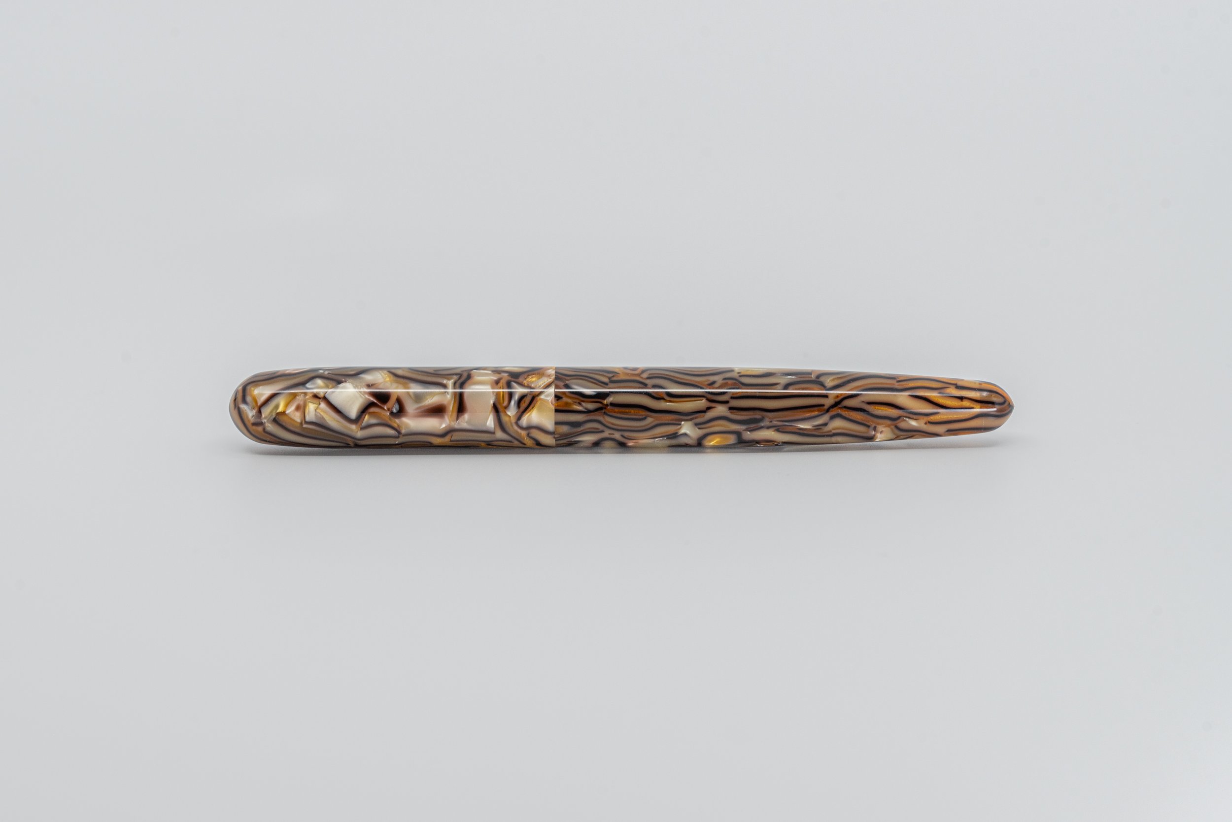 Clyde pen company Tigers eye fountain pen4.jpg