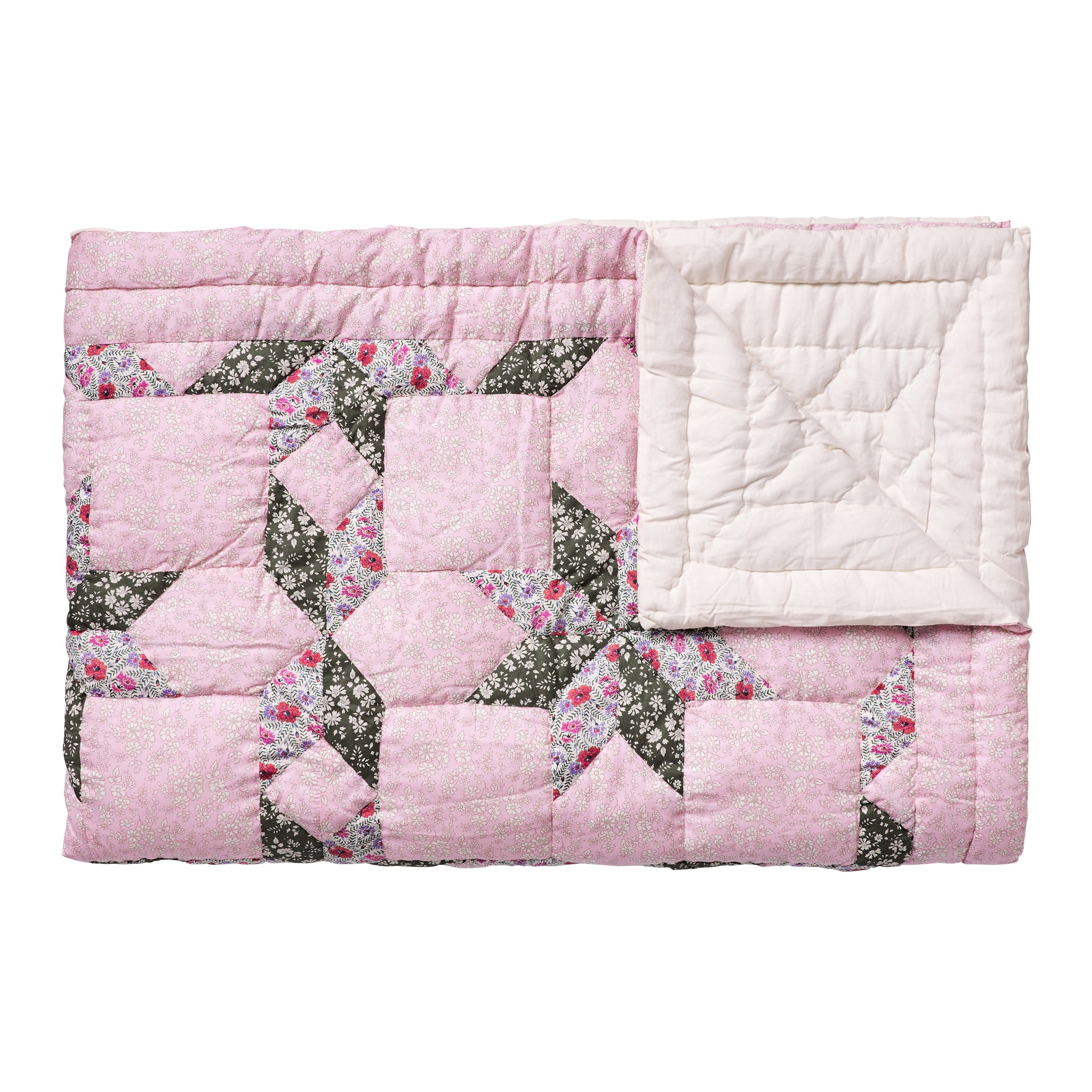 ProjektiTyyny_Quilt_Pink_01.jpg
