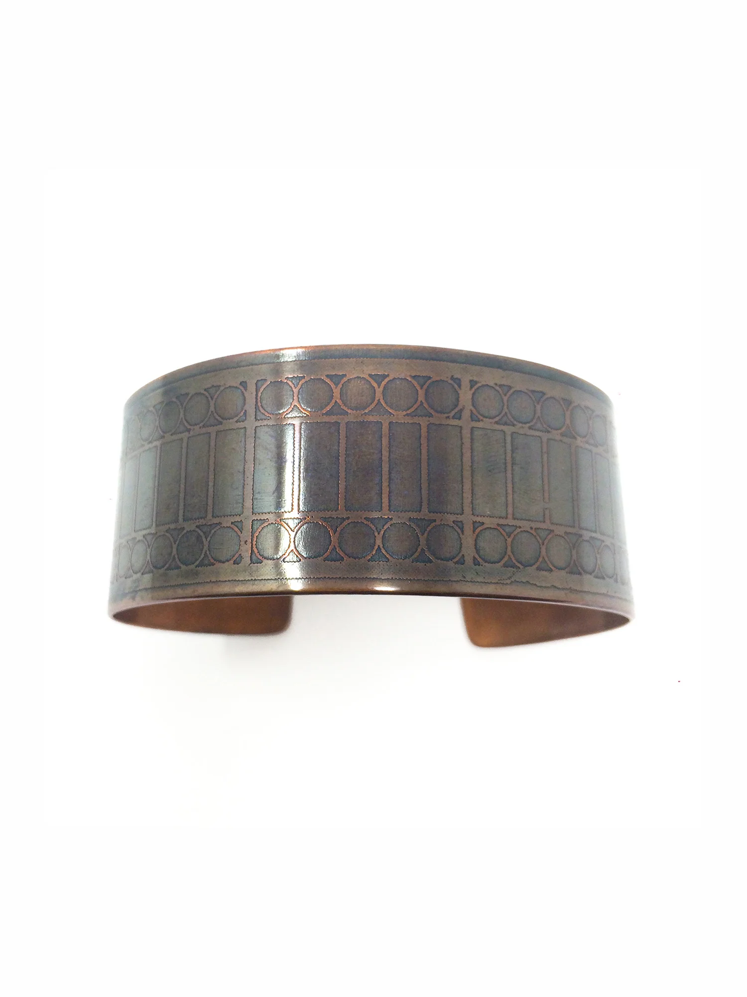 Circle Balcony Copper Cuff