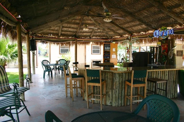 tikibar.jpg