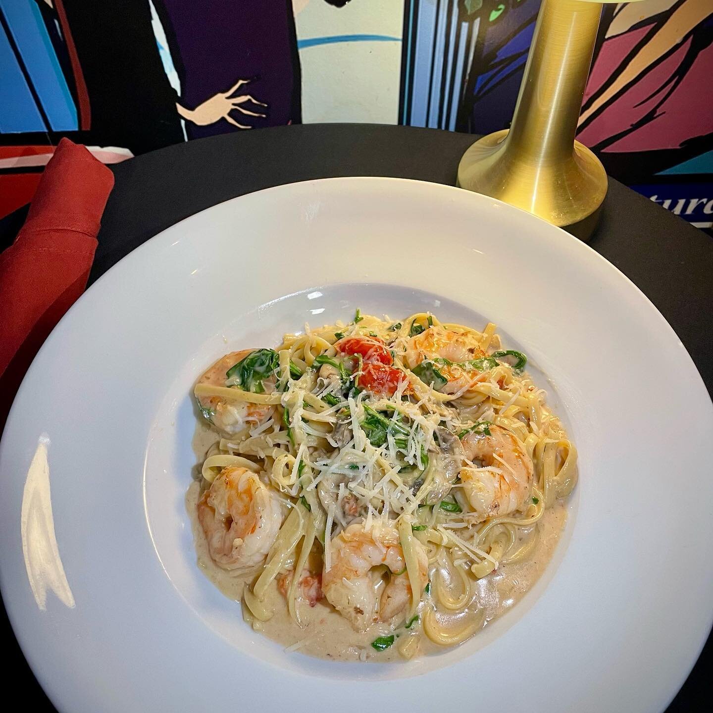 Come by for dinner &amp; try our delicious Saut&eacute;ed Shrimp Linguine. 🍽️
#Dinner #saut&eacute;edshrimp #linguine #Fridaynight #livemusic #speakeasy #downtowncovina #21+over #open@5pm