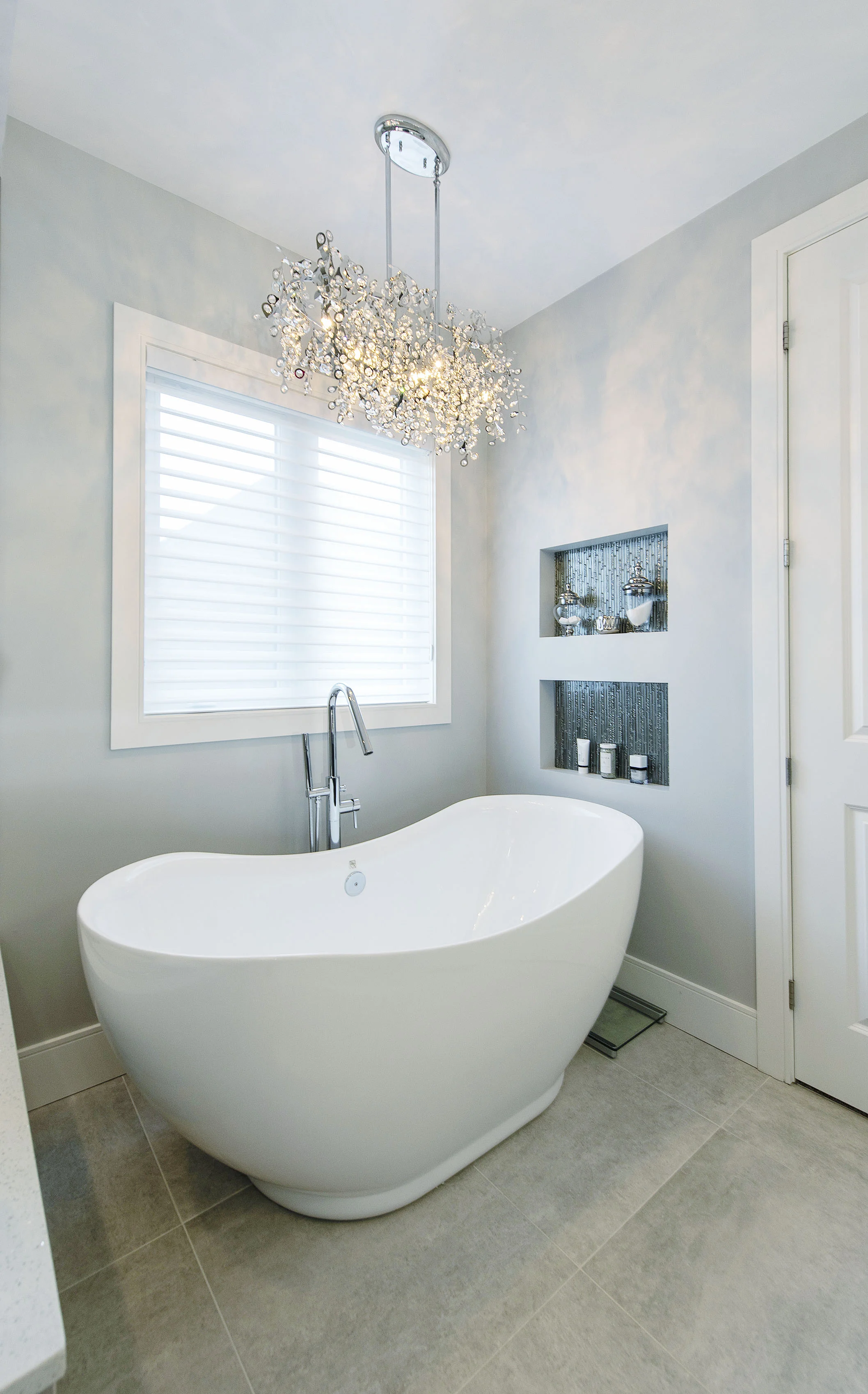 Master Tub.jpg