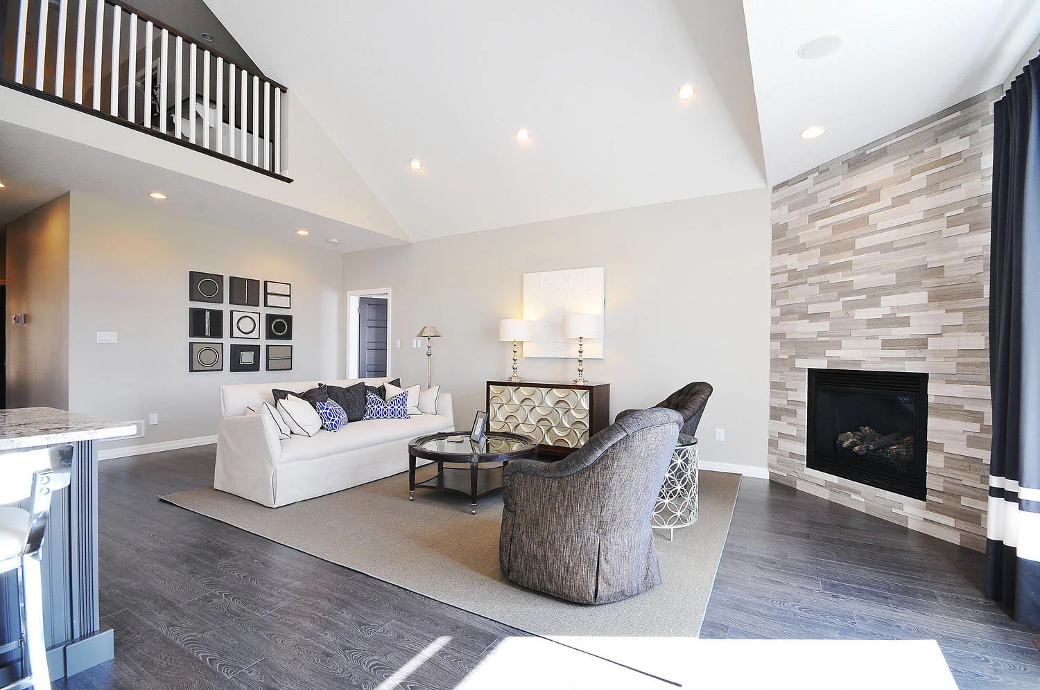 Great Room 4.jpg