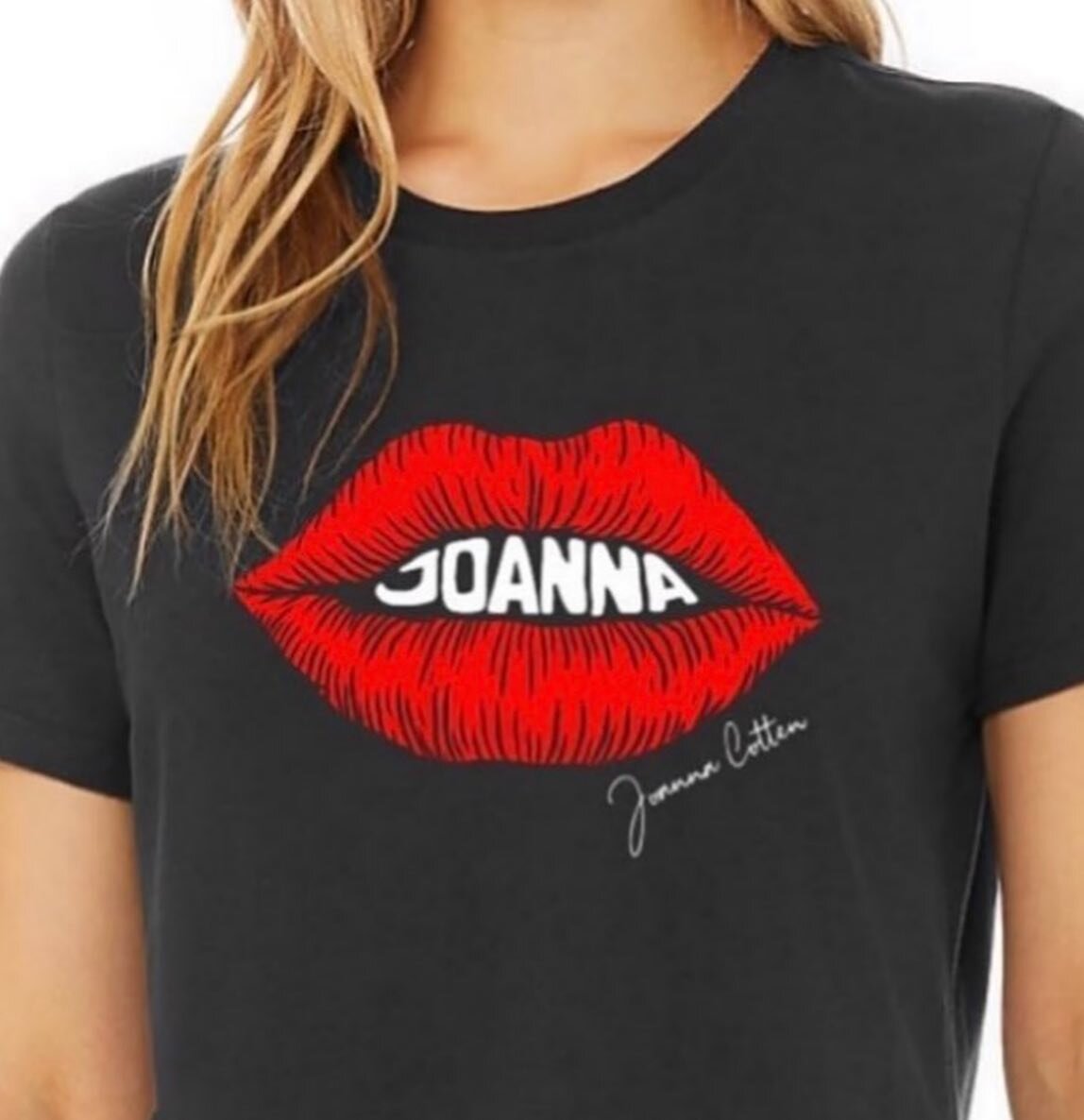 💋TONIGHT💋The lips shirt is in the main entrance and 107 stand! And if you aren&rsquo;t at the show, you can pick up a Rock N Roll hand shirt 🤘🏽including lightweight zip up hoodies for spring and tanks for summer online, link in bio! See y&rsquo;a