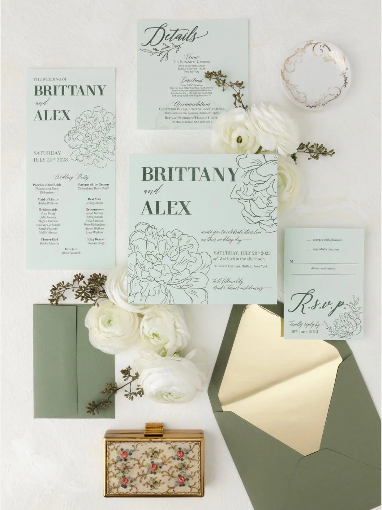 Not all paper is created equal ✨

Stationery sets the tone before a single word is read. The weight. The texture. The feeling of something thoughtfully chosen.

From invitations to menus to place cards, every detail is considered. Thoughtfully design