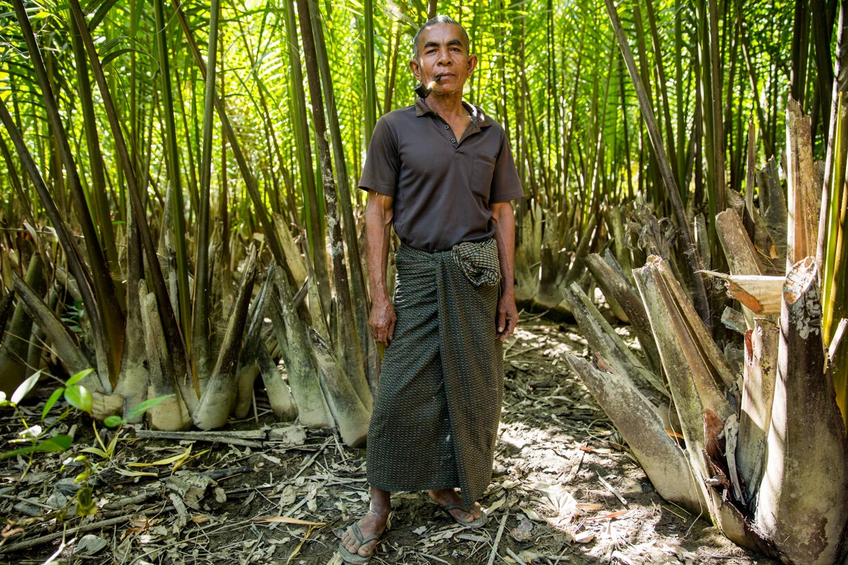 portrait_michaelhigginsphotography_Myanmar 2017-beer making_F3A0778-1mb.JPG