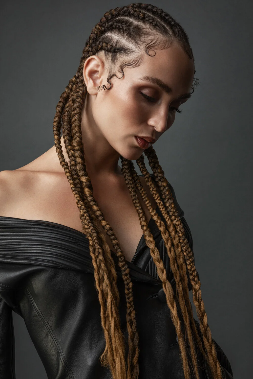 _09A1402-ret final-sized for LA CASTING.JPG