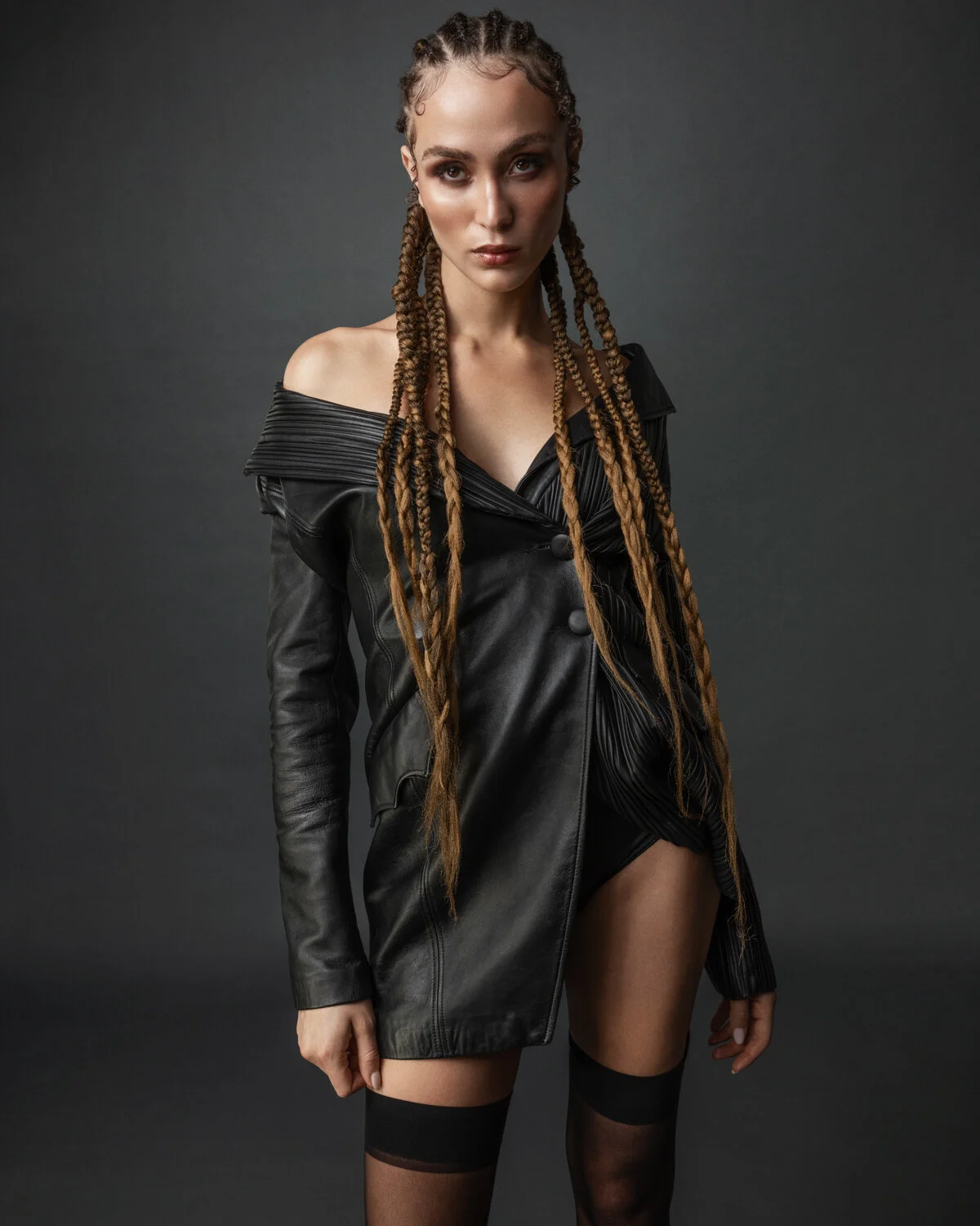 _09A1406-ret final-sized for LA CASTING.JPG