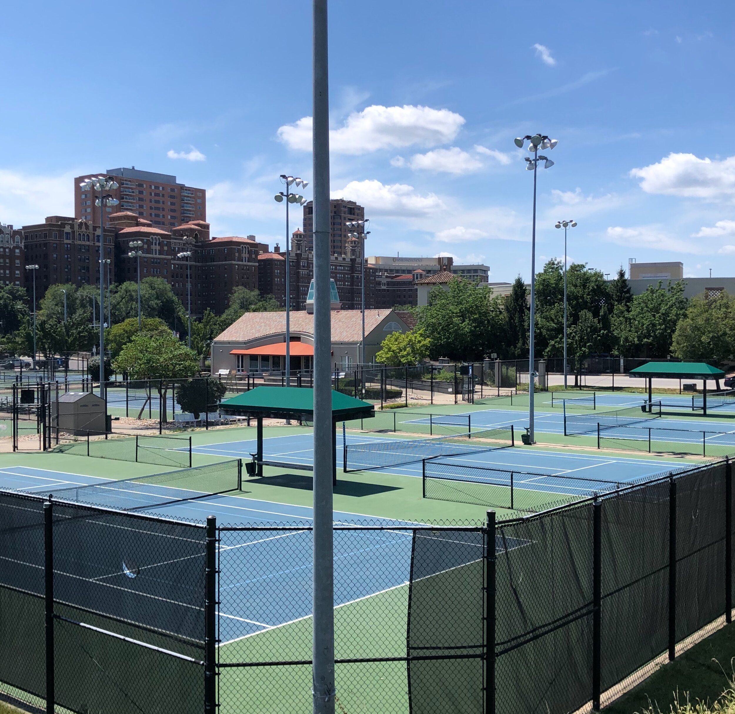 Plaza Tennis Center