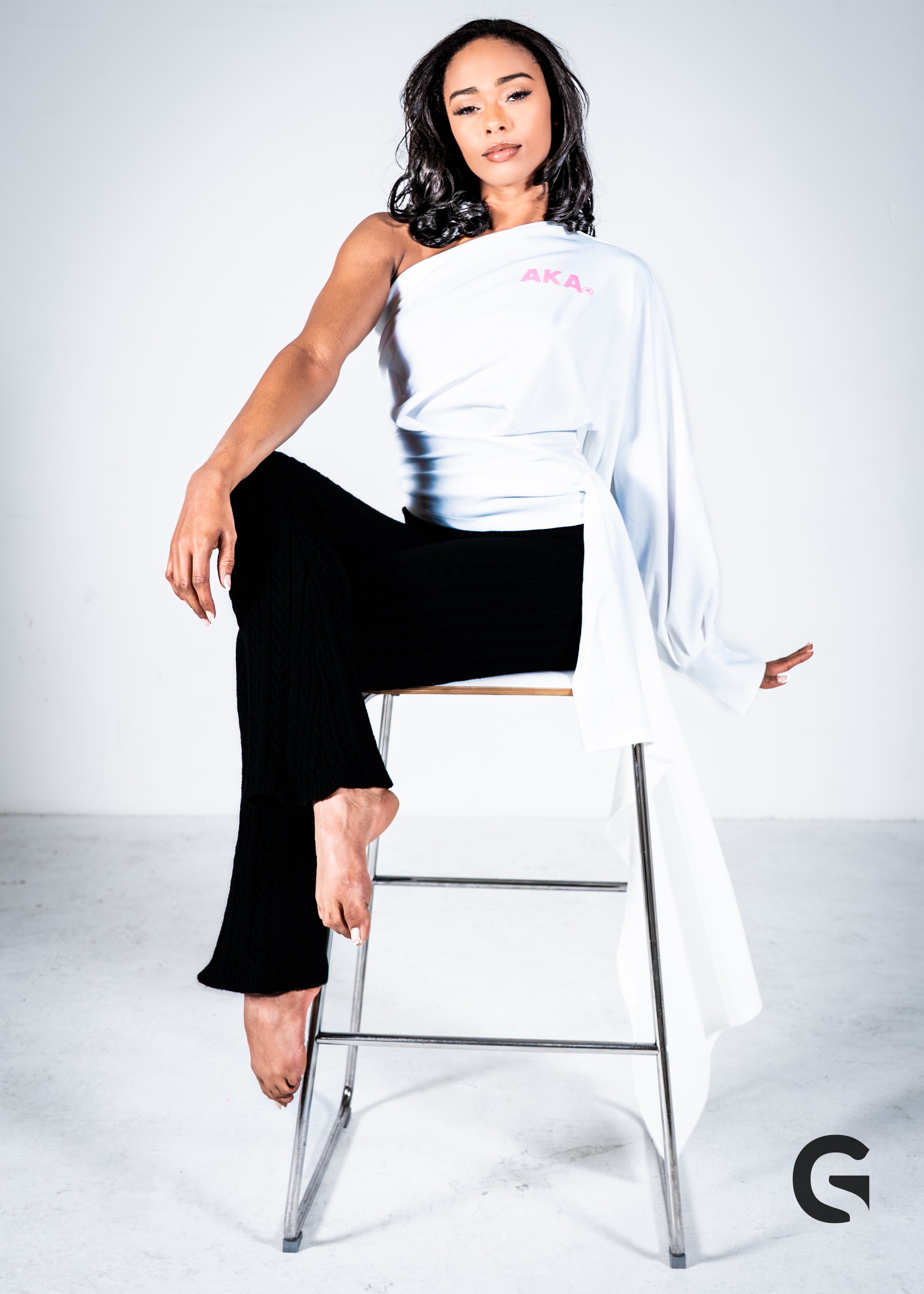 The AKA Droptail Blouse