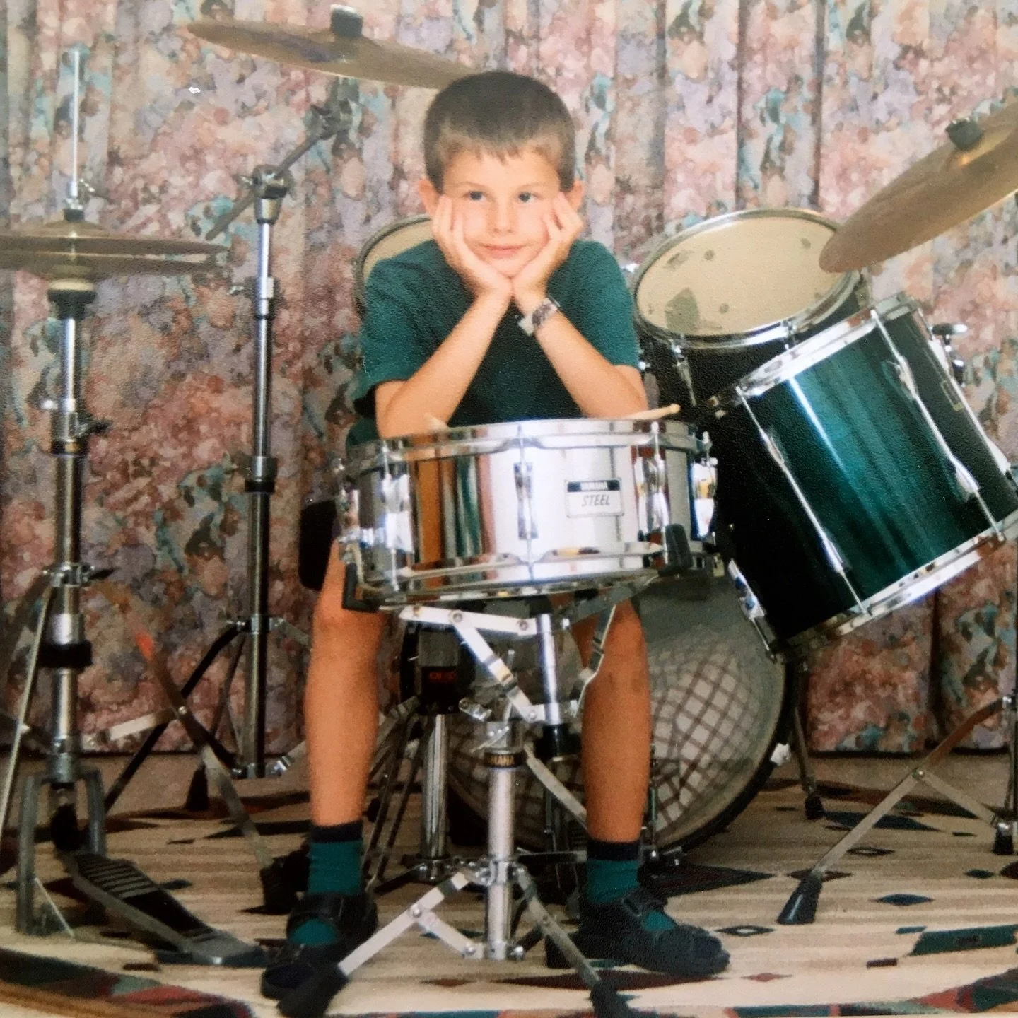 birthday boy ✨
fun fact: 
Picture 1: i had a broken leg with two nails in it. Got brutally fouled during a soccer match ⚽️ Back then not sure if I&lsquo;d ever go pro

Picture 2: still went pro 😉