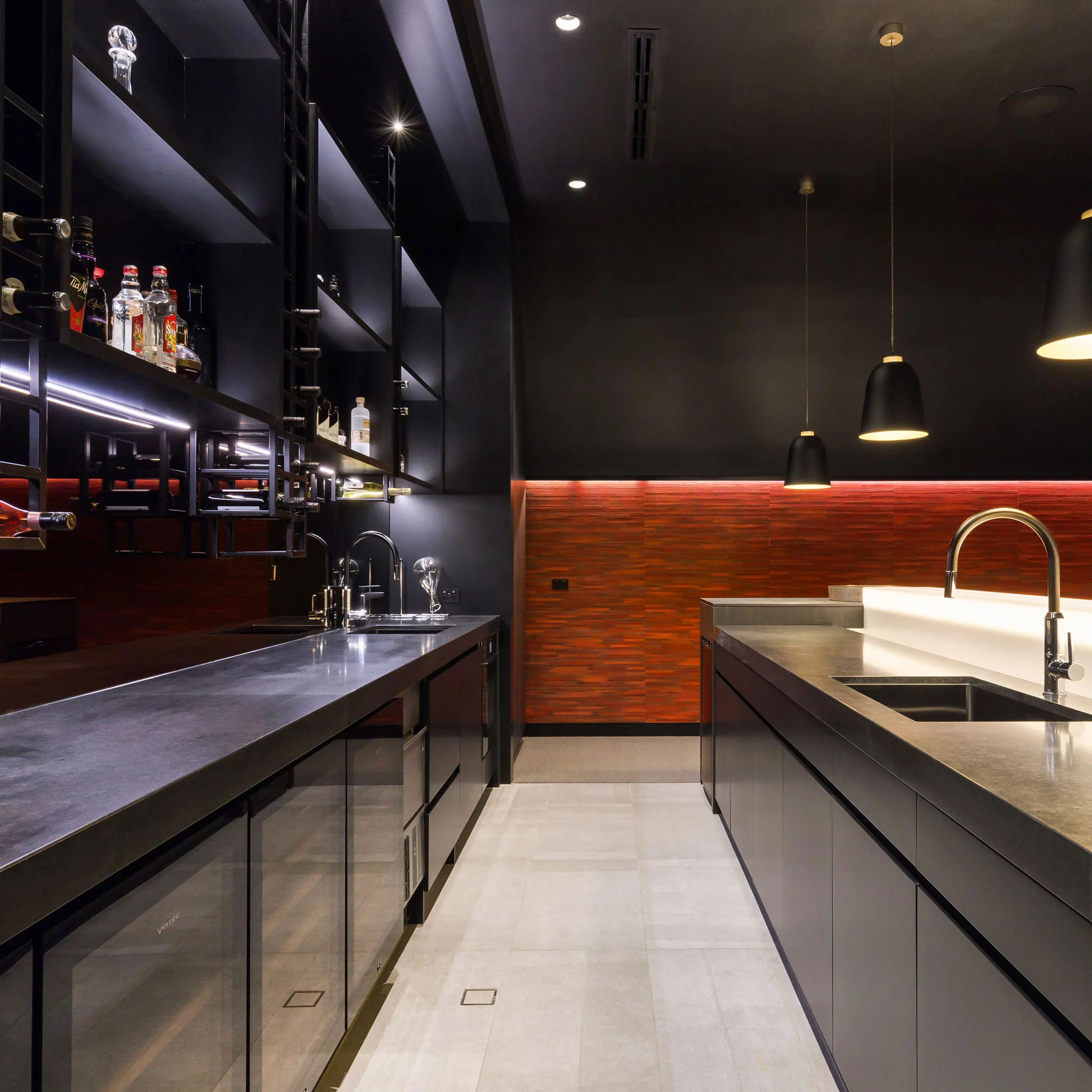modern-home-bar.jpg