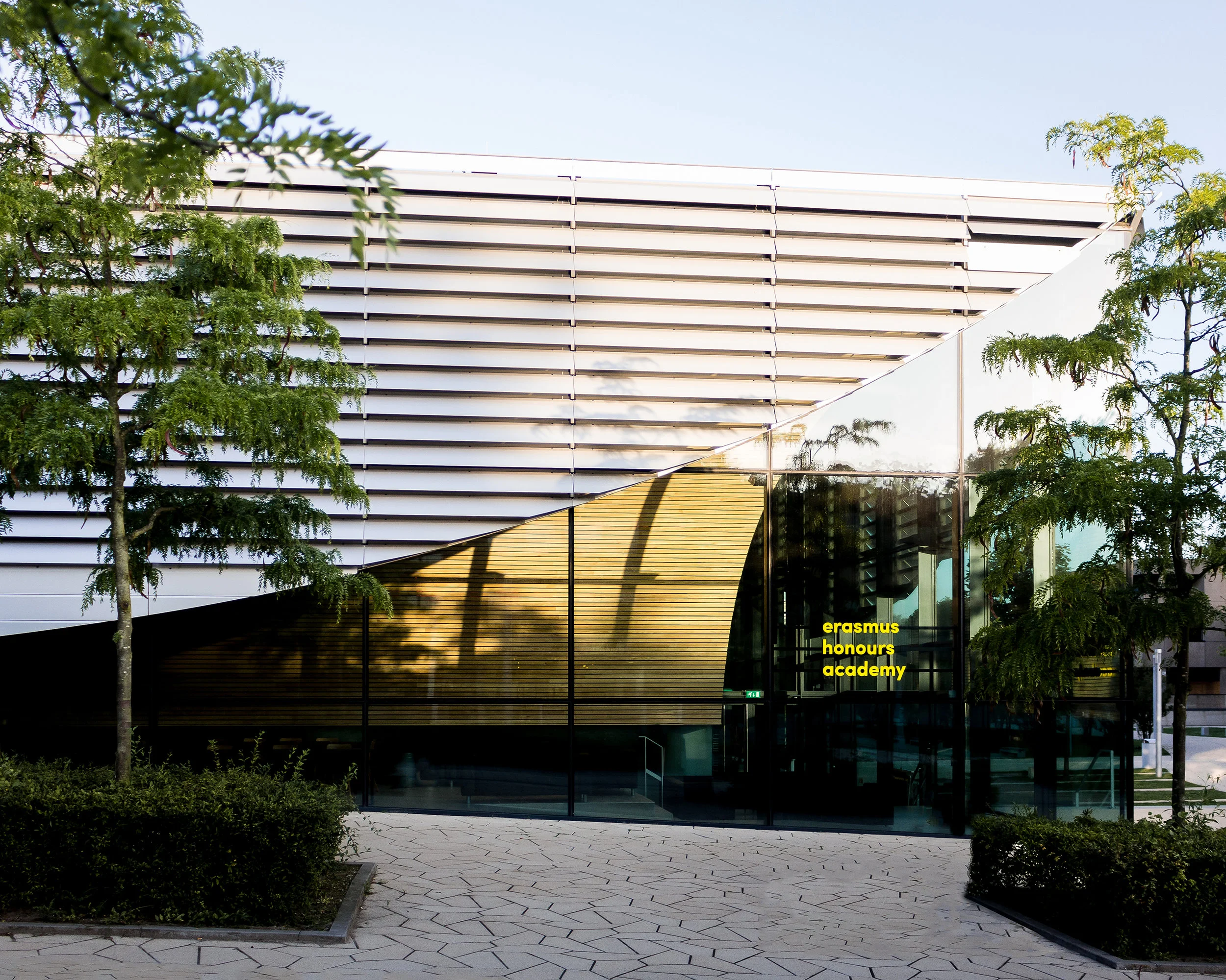 ERASMUS PAVILJOEN BY POWERHOUSE COMPANY PHOTOGRAPH BY MIKE DUGENIO (6).jpg