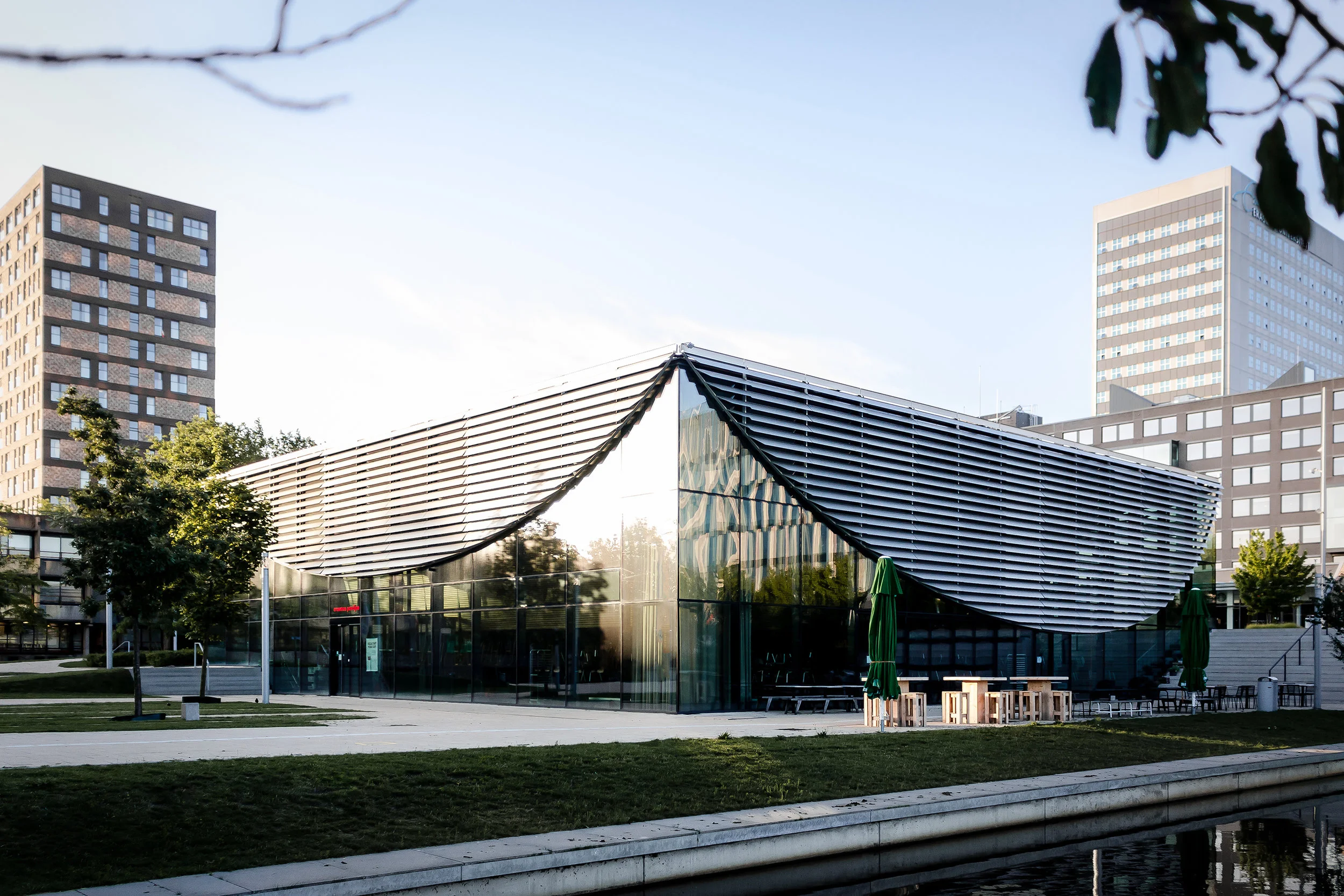 ERASMUS PAVILJOEN BY POWERHOUSE COMPANY PHOTOGRAPH BY MIKE DUGENIO (9).jpg
