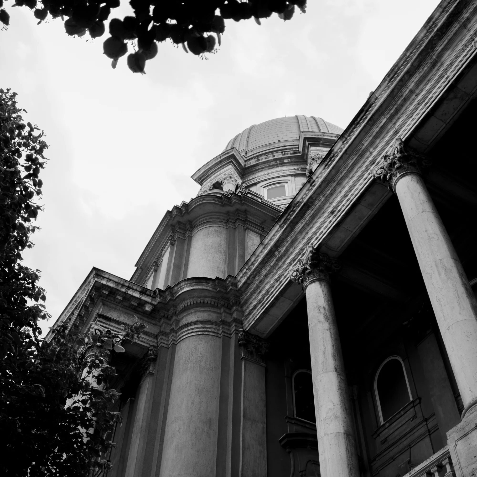 BUDAPEST - Photography by Mike Dugenio-6.jpg