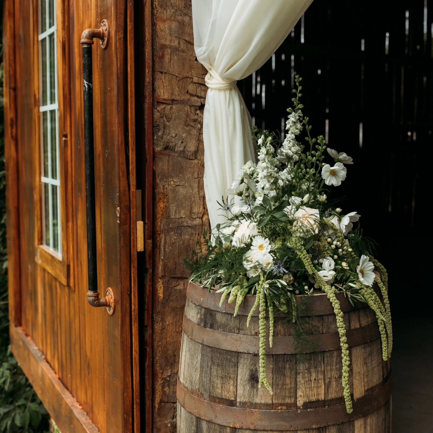 My first wedding ever in 2020.

The wine barrel topper that is still my favorite of all time. Creating a wedding bouquet to look like it had eucalyptus but couldn't actually have any eucalyptus was a major nod to the local flower movement. Making cos