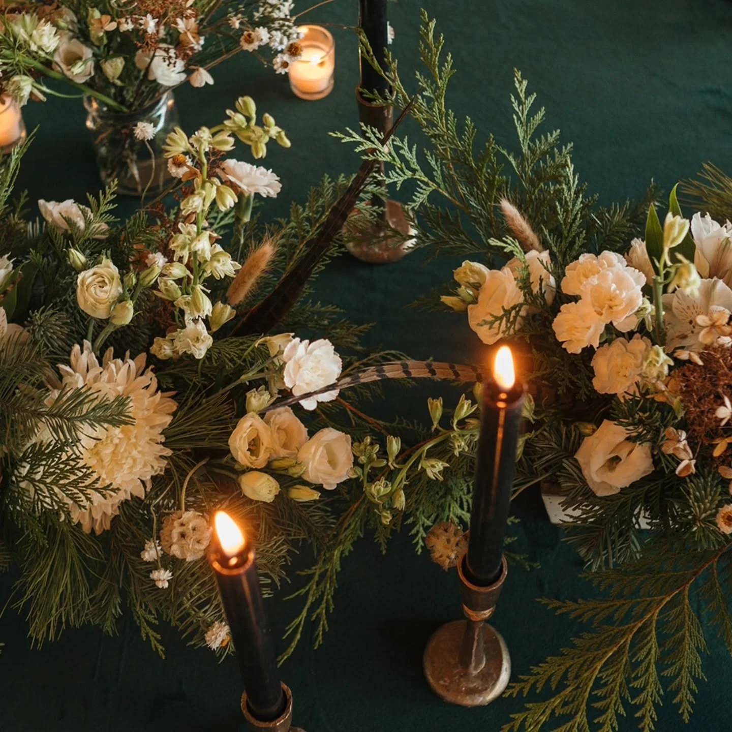 May your days be merry and bright.

#winterwedding
#evergreenwedding
#wintertablescape