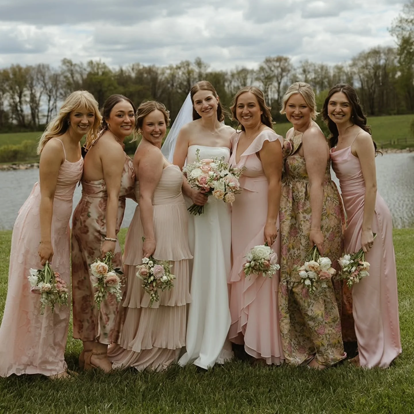 Estee and Stephen...a joy and a half to work with and design for🩷

Photography @jaymijoyphoto 
Venue @westersfamilywinery
Planning @shorelineeventdesign
Bride @esteeliz

#maywedding
#pinkwedding
#springwedding
#jacksoncountymi