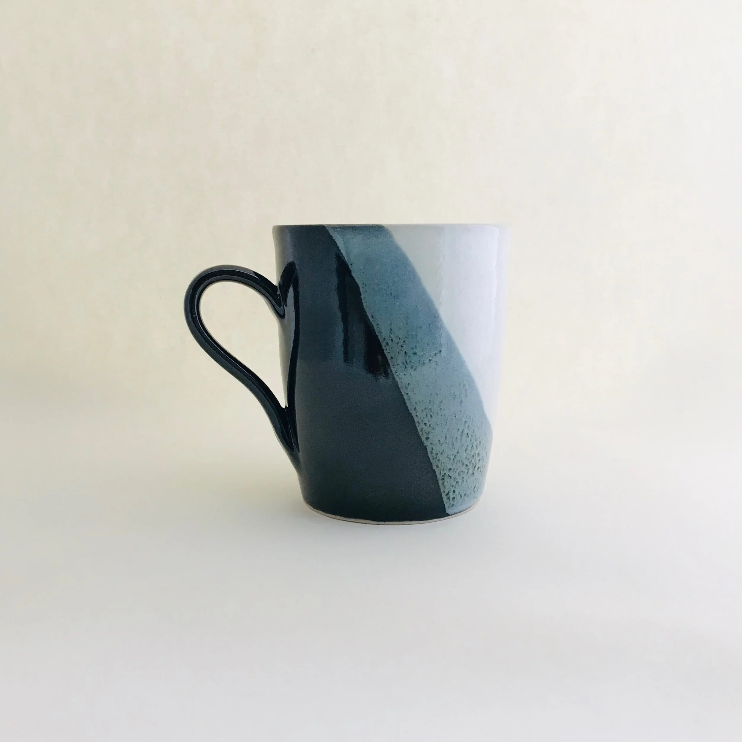 860CA5A0-4FD6-4A3C-B840-E72844189D5E