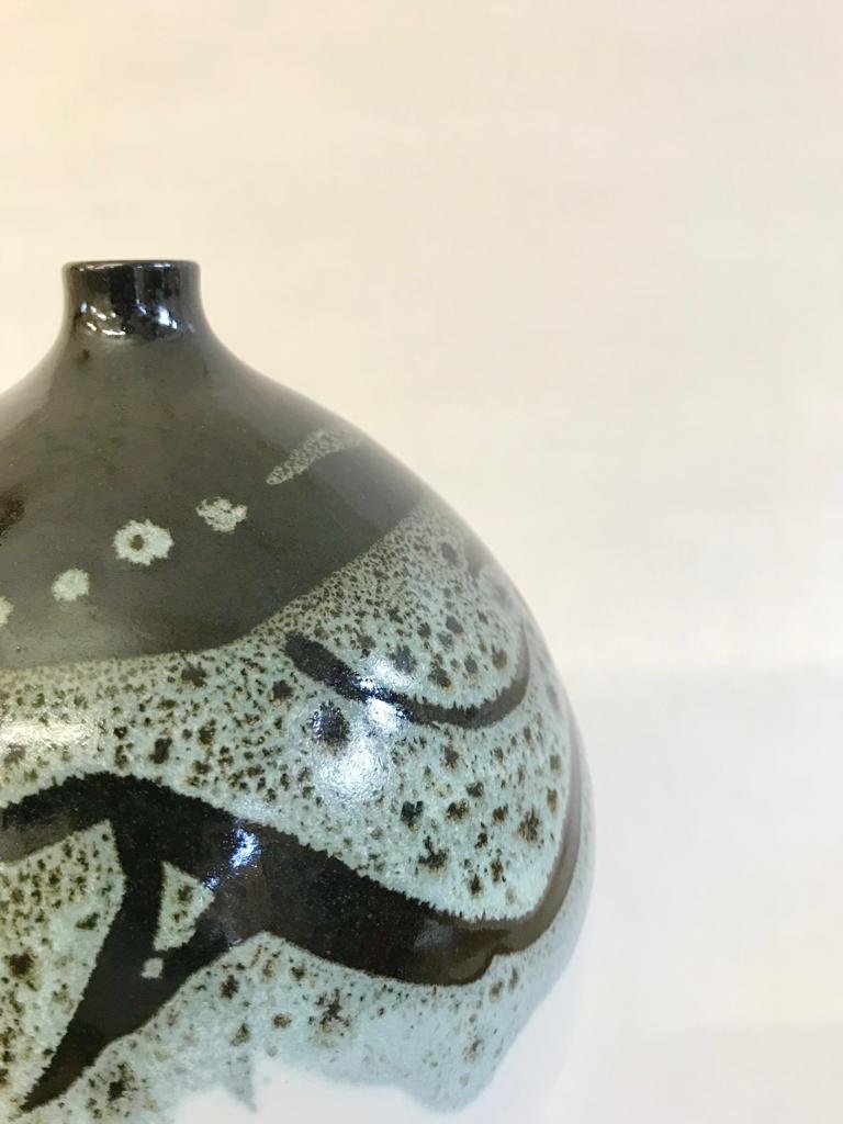 Bottle vase in seafoam splash with black top - 16.5h x 13.5w x 2 neck £90. 620g (4).jpeg