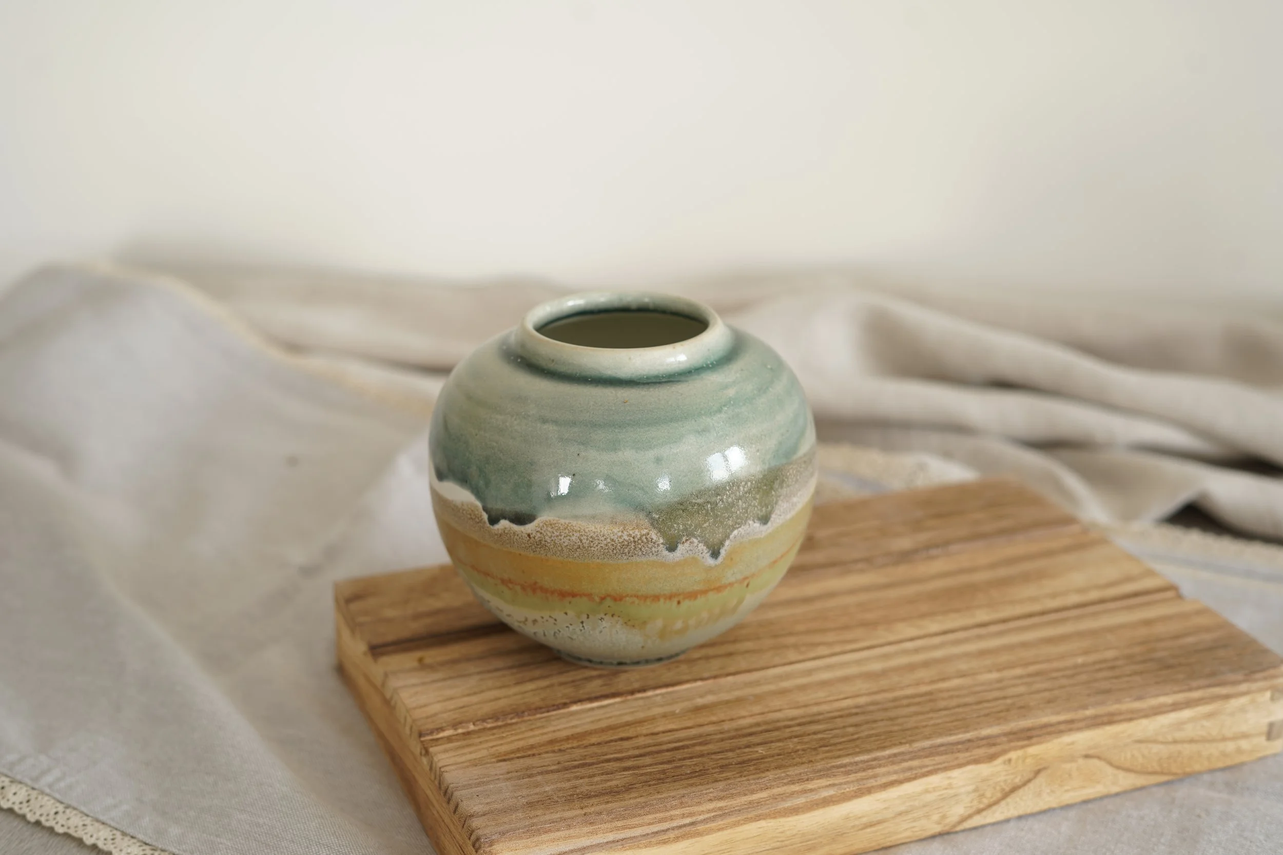 Round Vase