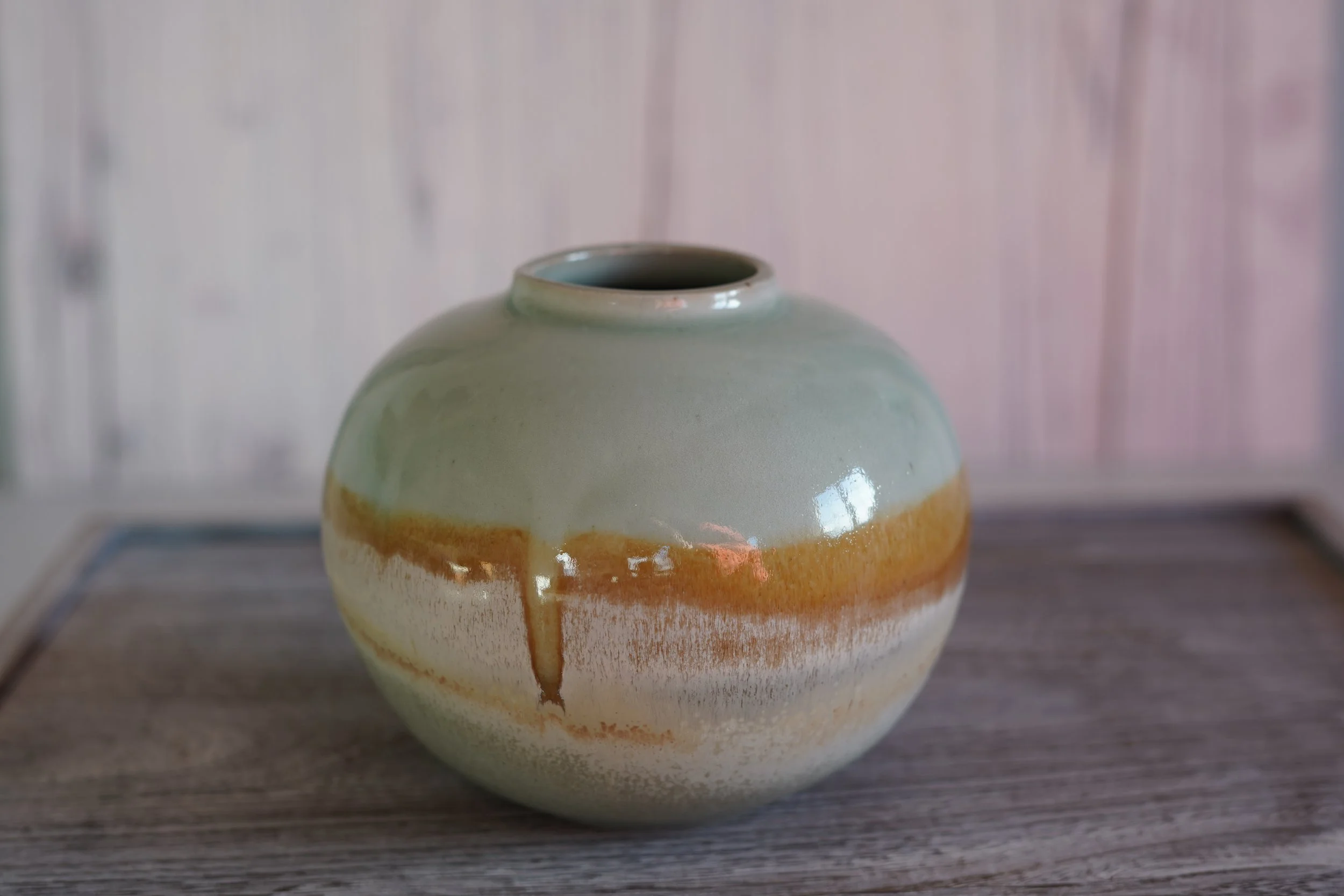 Round Vase