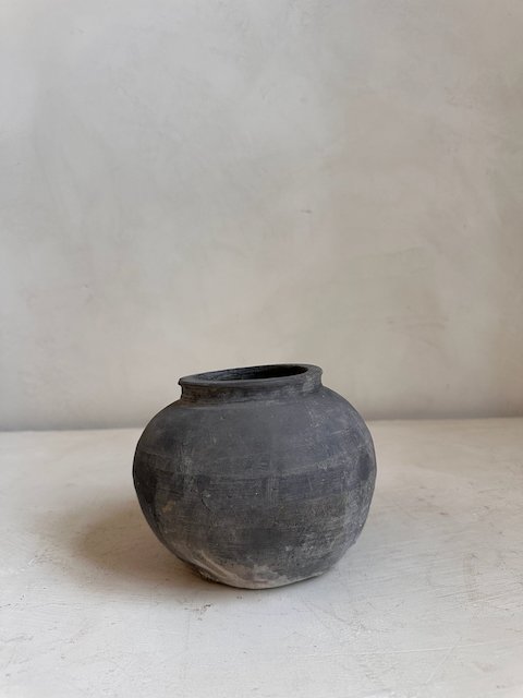 2500306 Antique pots - 92.jpeg