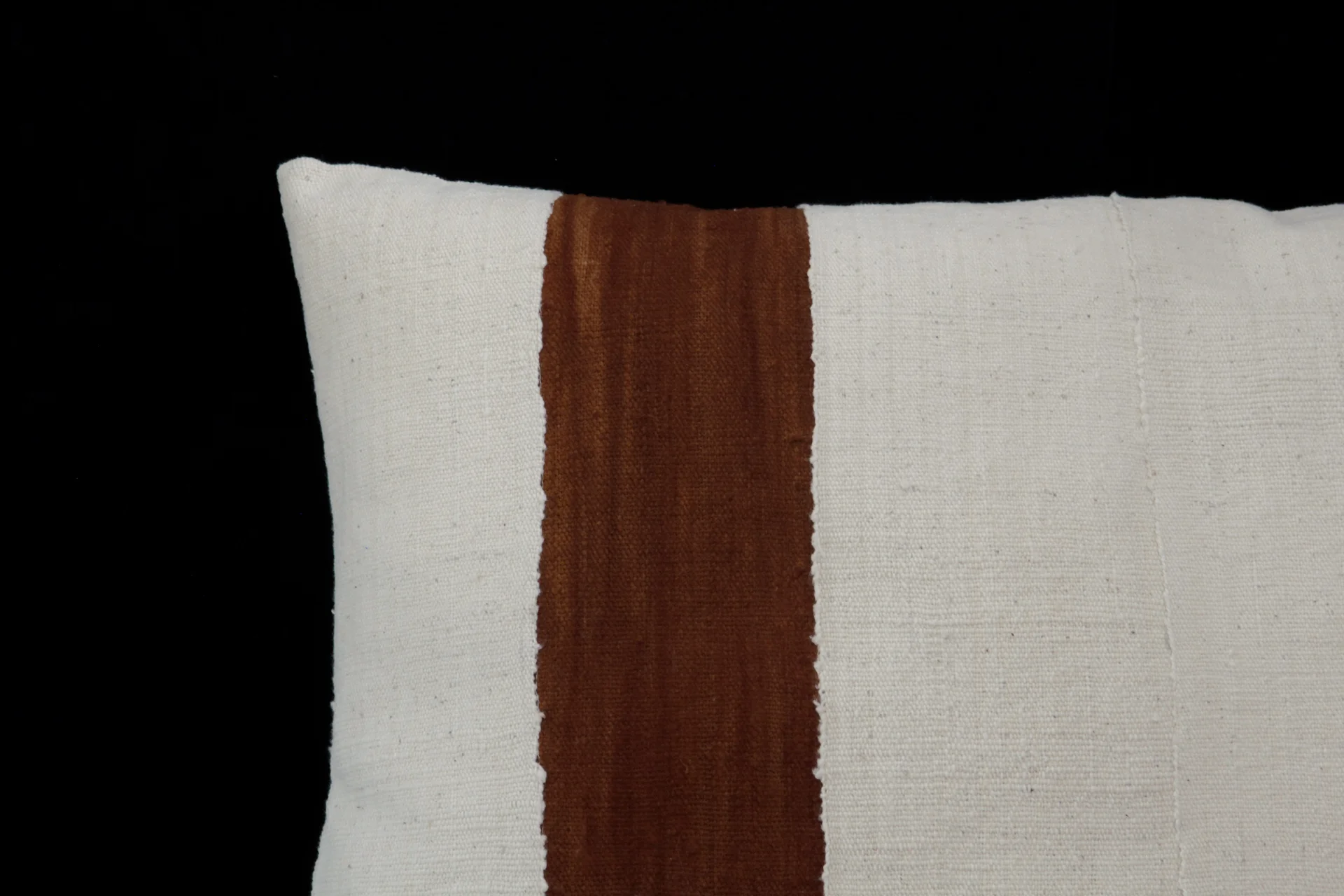 FAUVE DETAIL 2.jpg