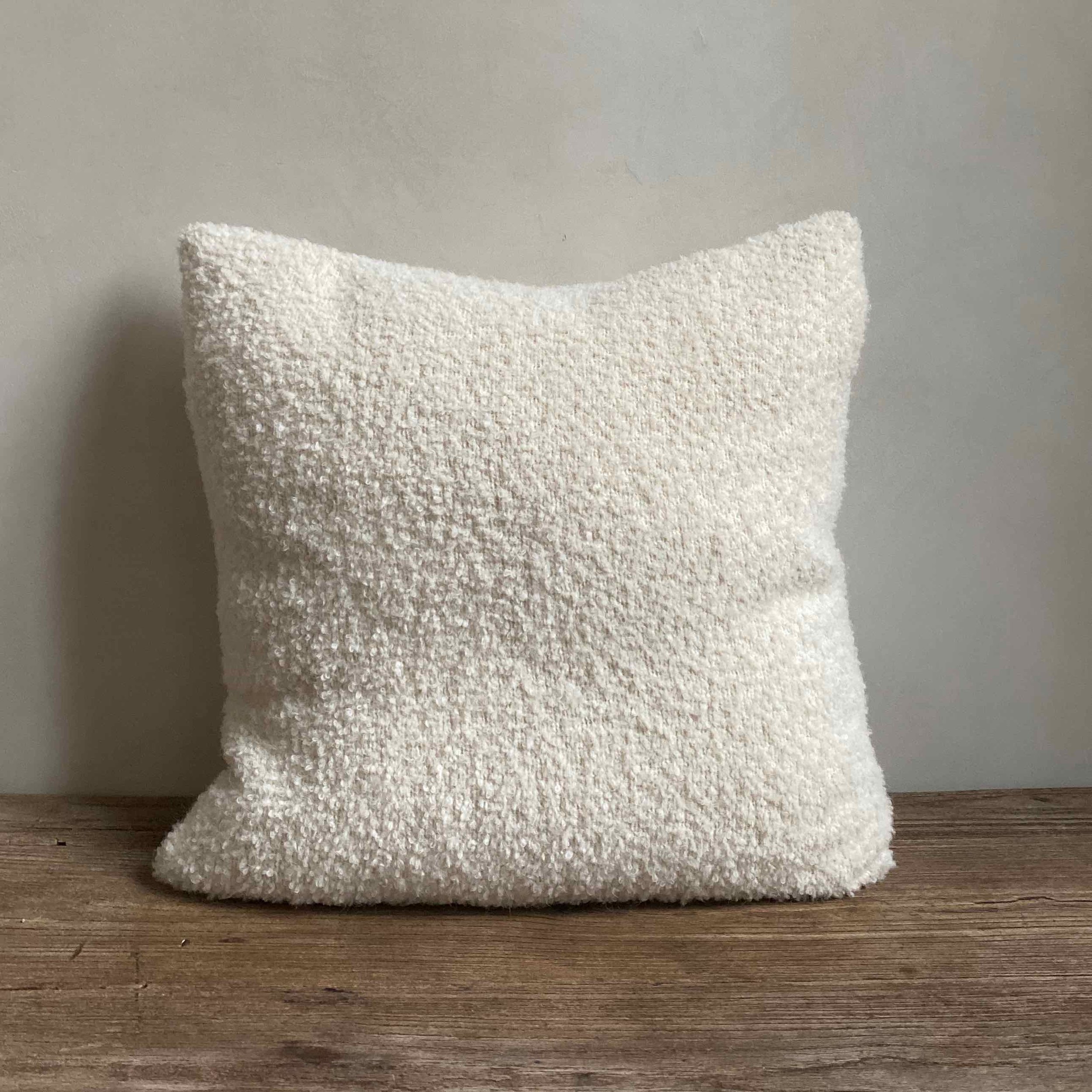 L.E. cushions 2.2022 - 56.jpeg