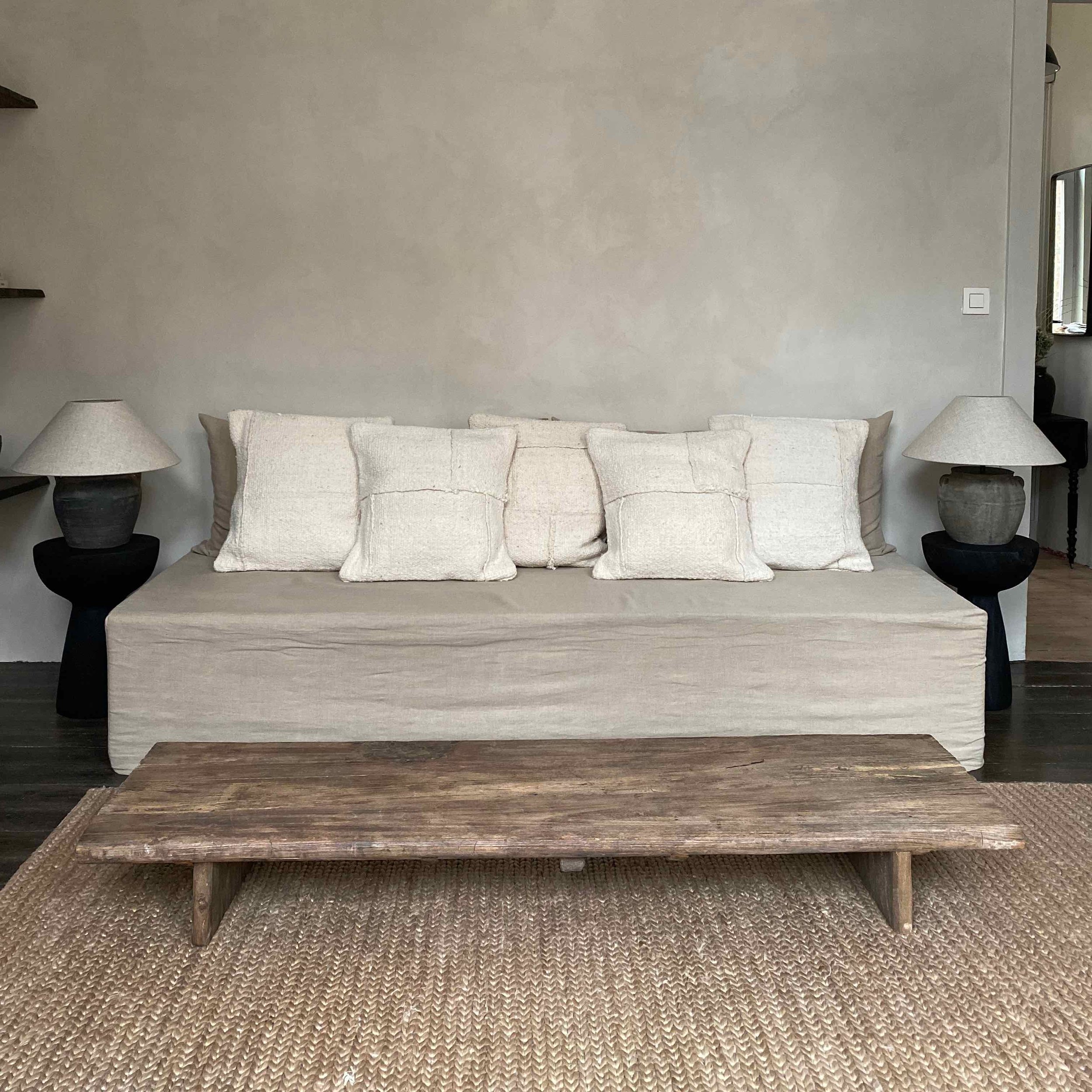 Antique coffee tables 3.2022 - 25.jpeg